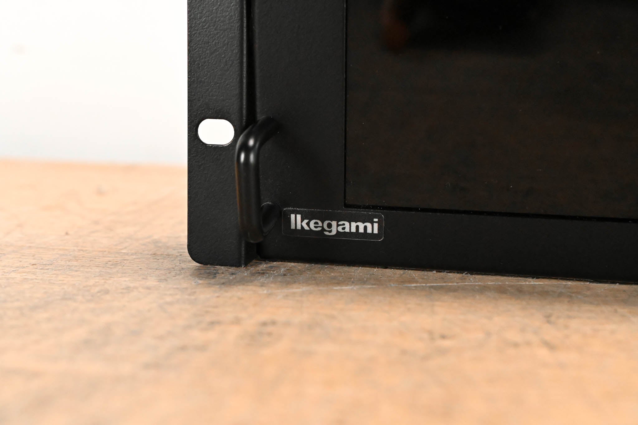 Ikegami HLM-7002WR 7" Dual HDTV/SDTV Multi-Format LCD Monitor (NO PSU)