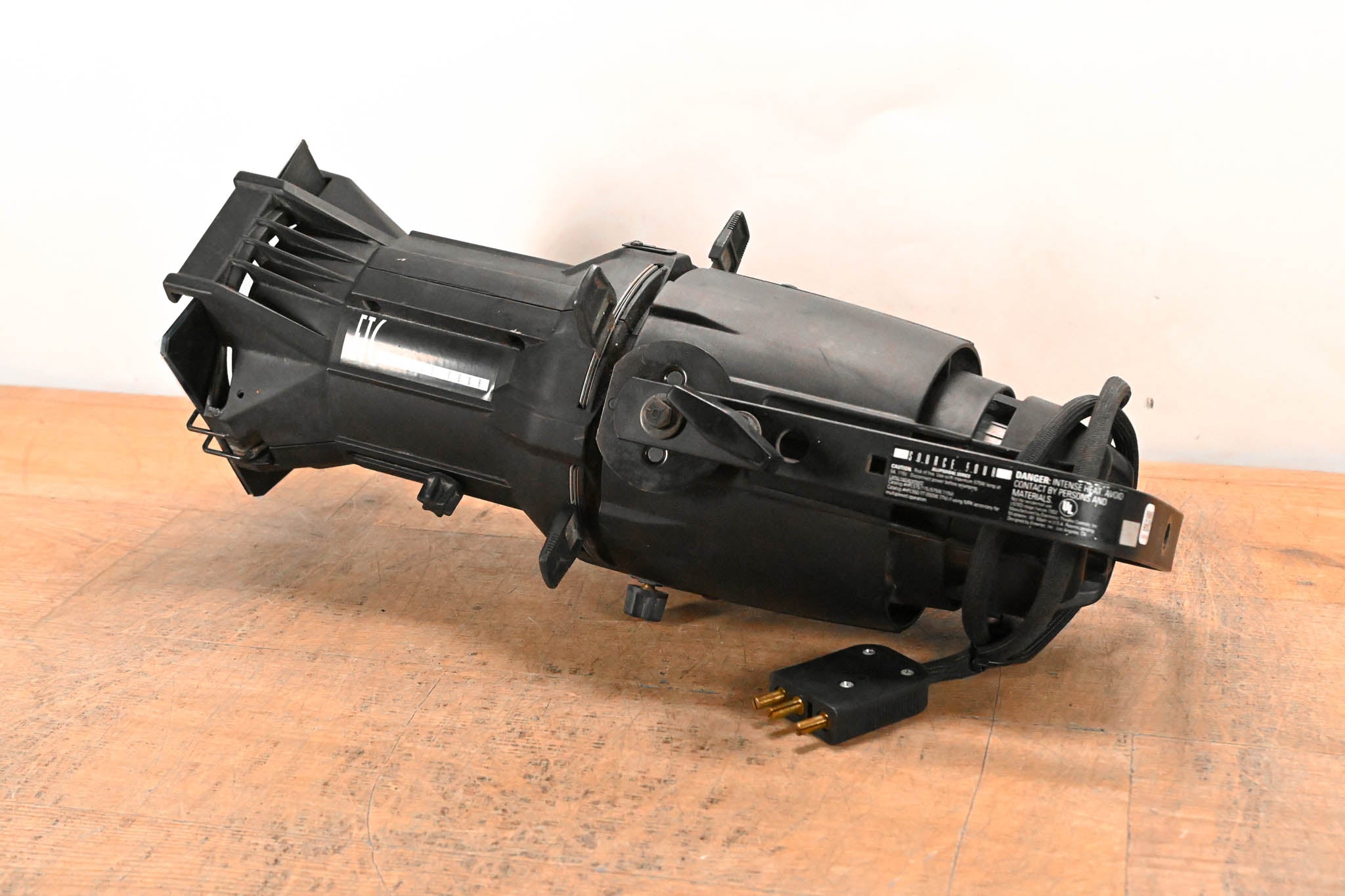 ETC Source Four 575 26 Degree Ellipsoidal Light