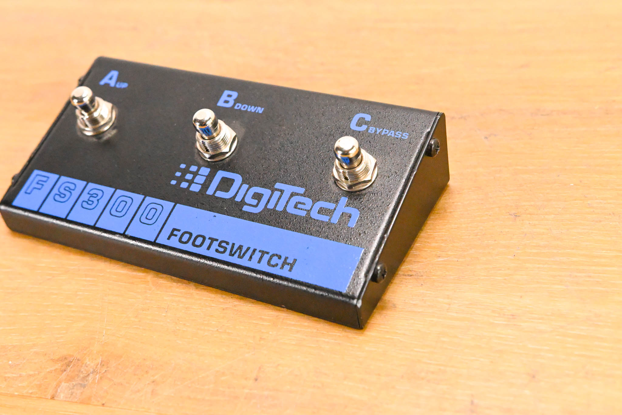 DigiTech FS300 3-Button Multi-Function Footswitch
