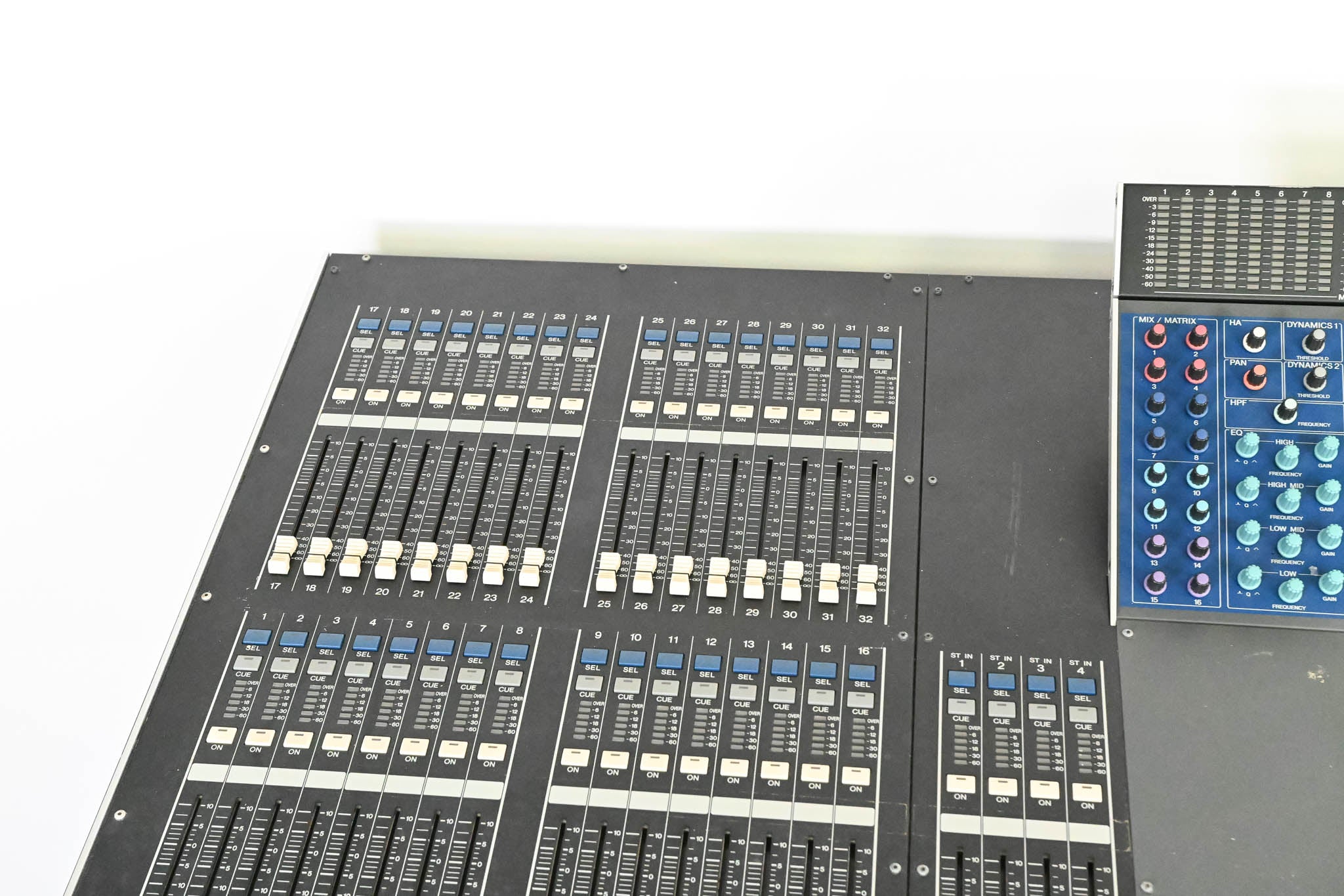 Yamaha M7CL-48 48-Channel Digital Audio Mixing Console