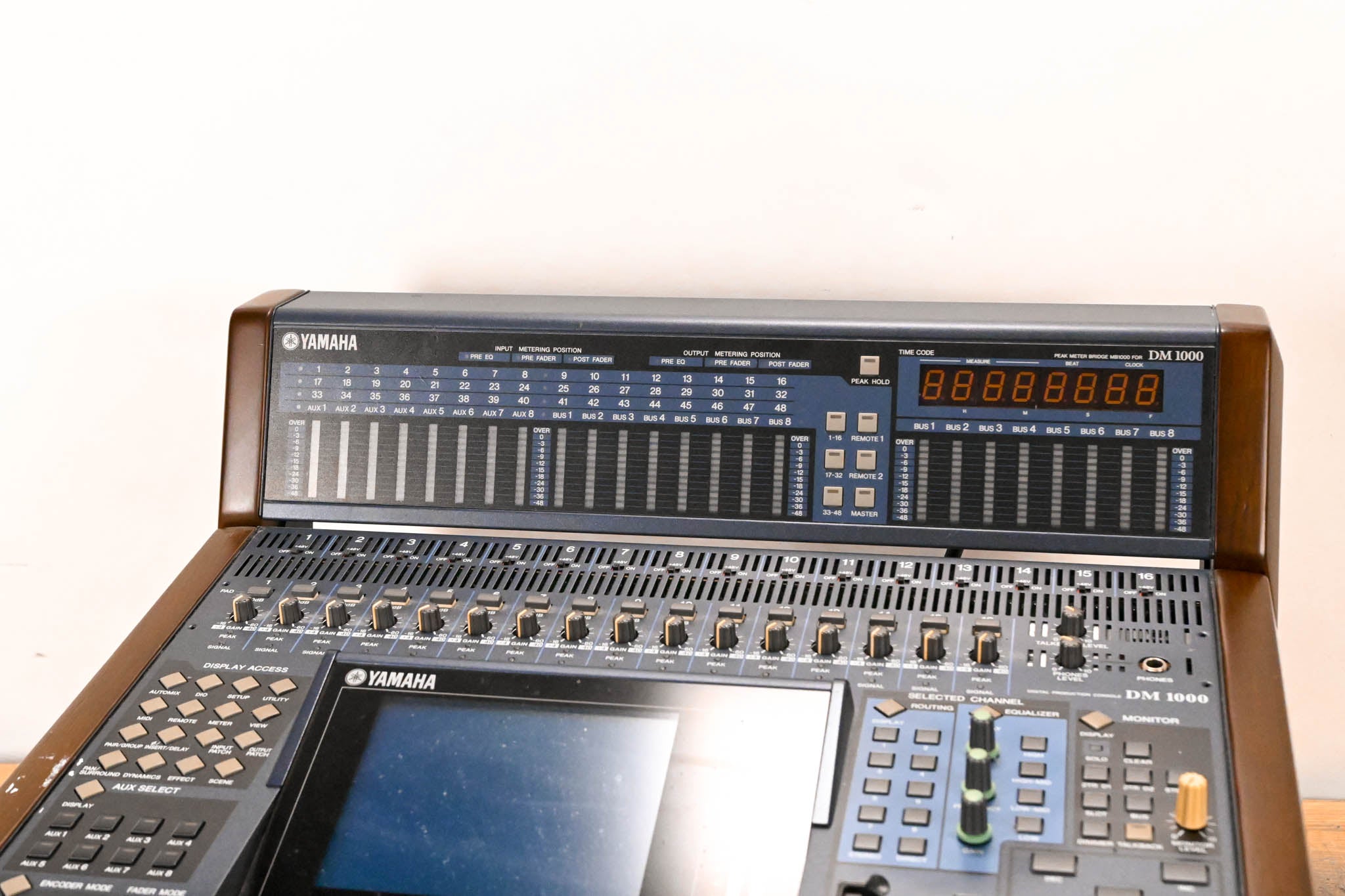 Yamaha DM1000 48-Channel Digital Audio Mixing Console