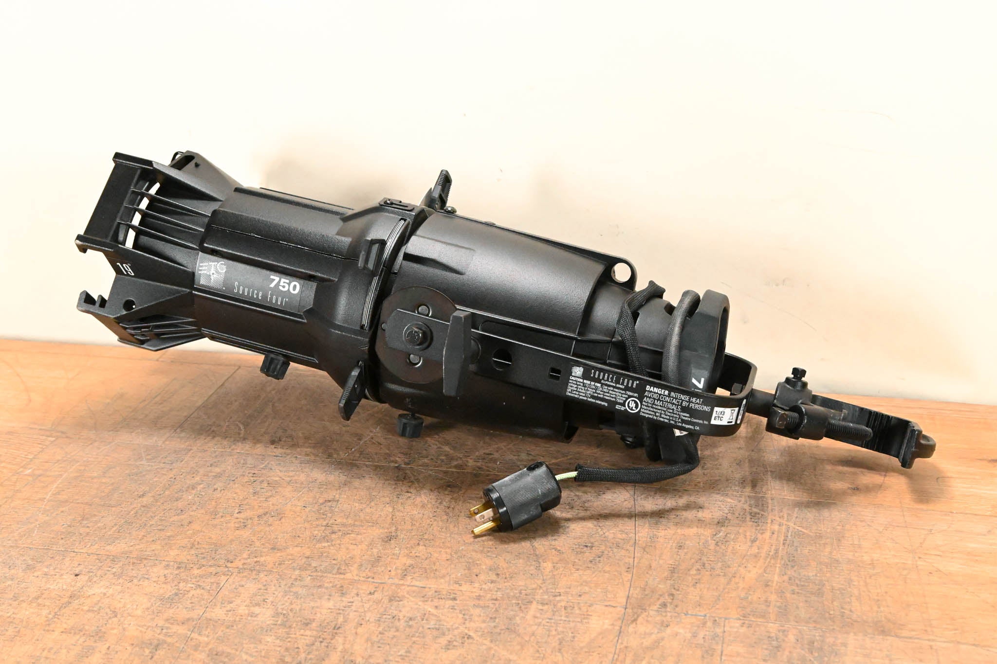 ETC Source Four 750 19 Degree Ellipsoidal Light