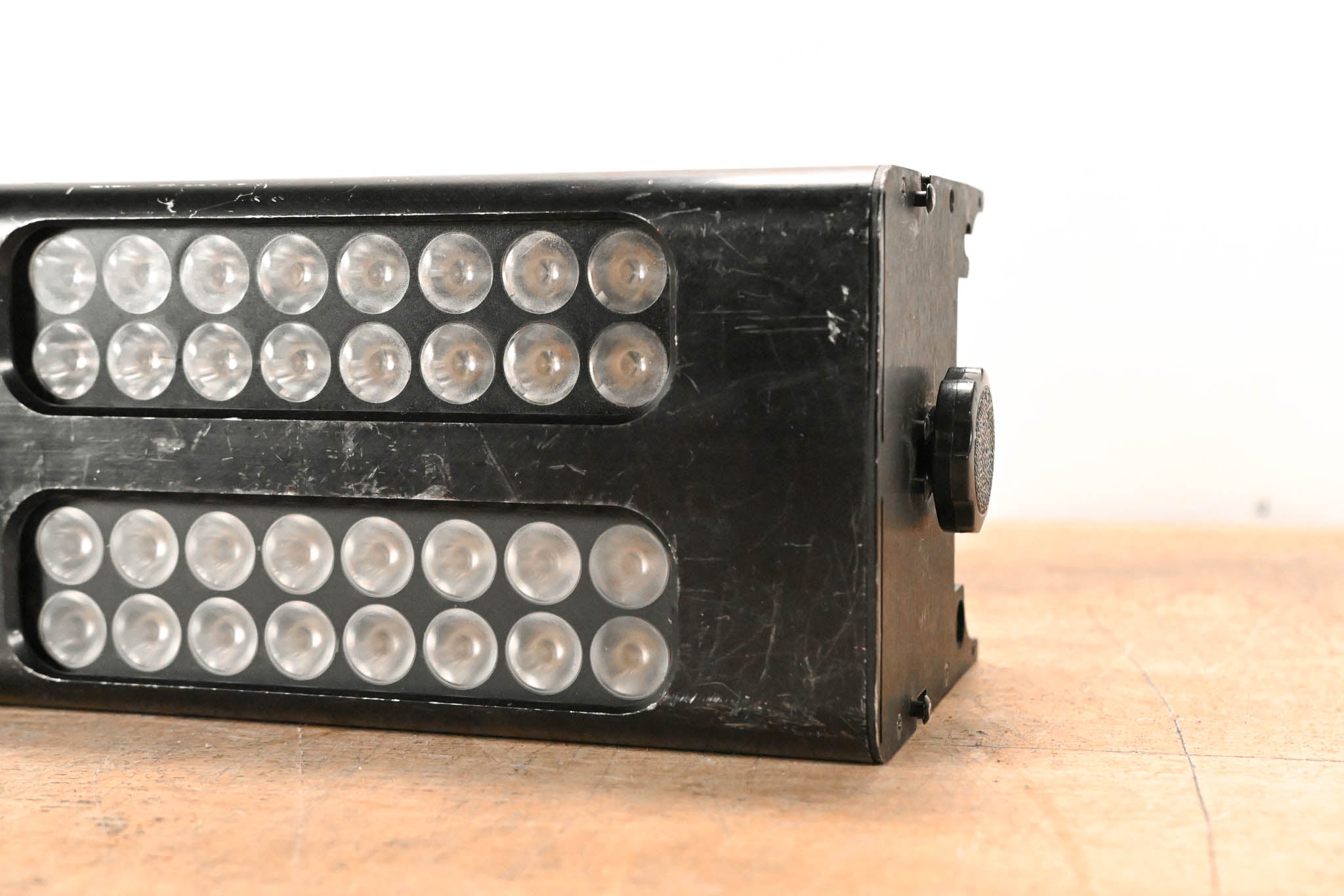 Chroma-Q CHCS2 Color Split LED Fixture