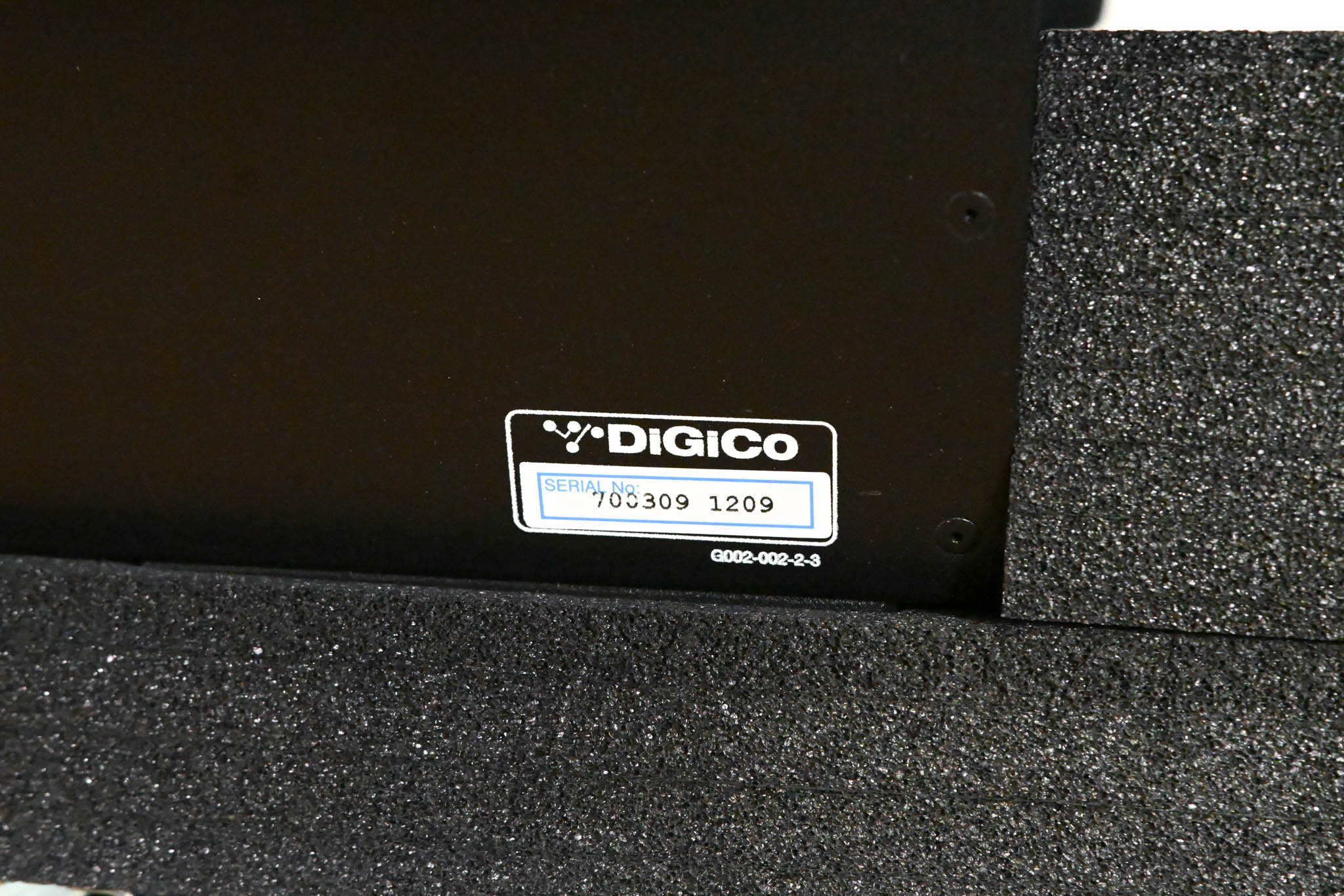 DiGiCo SD7 Digital Console w/Dual Engines, Waves, ST Optical & Road Case
