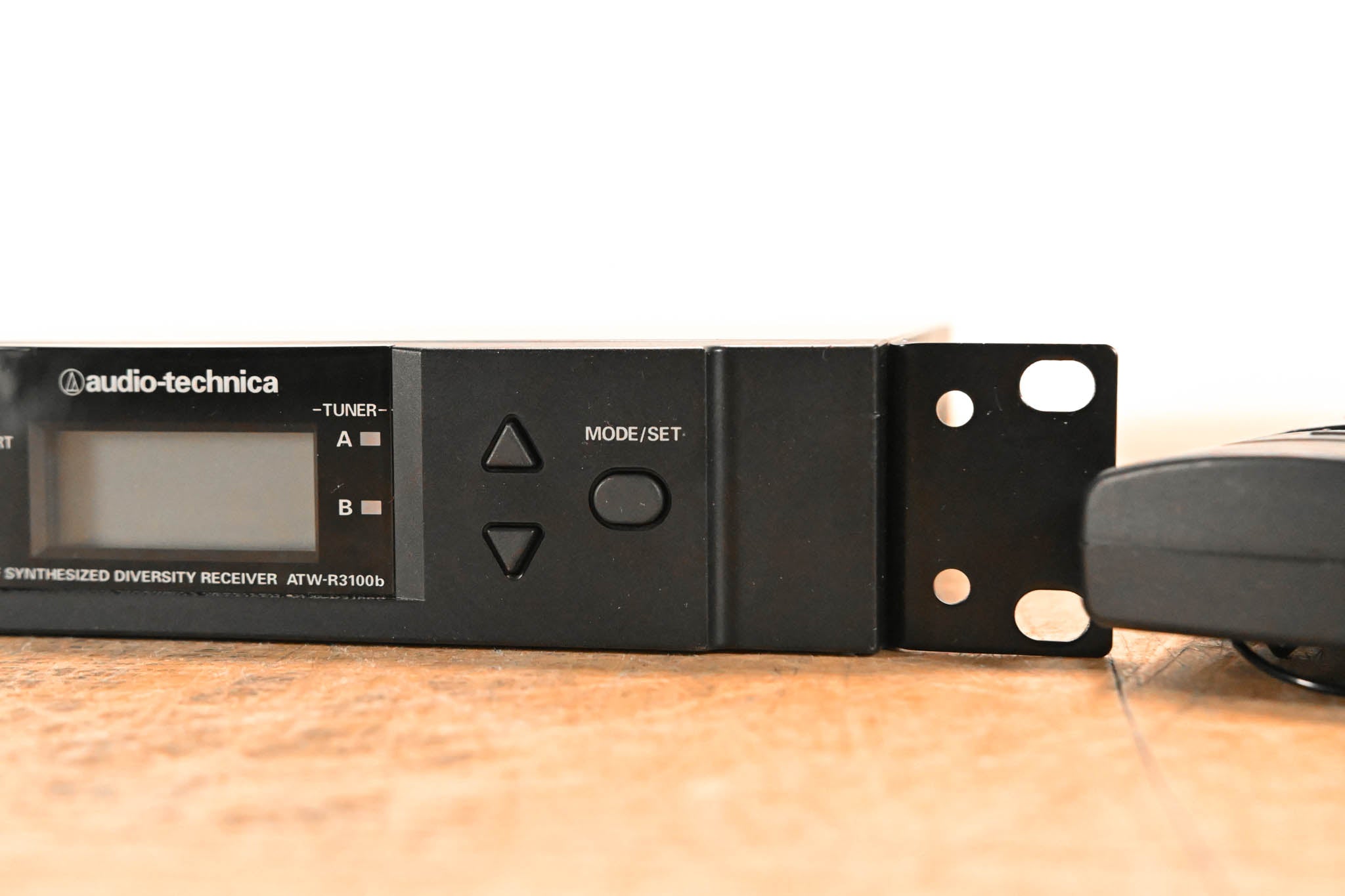 Audio-Technica ATW-R3100bl Receiver w/ Bodypack - 482-507 MHz (NO PSU)
