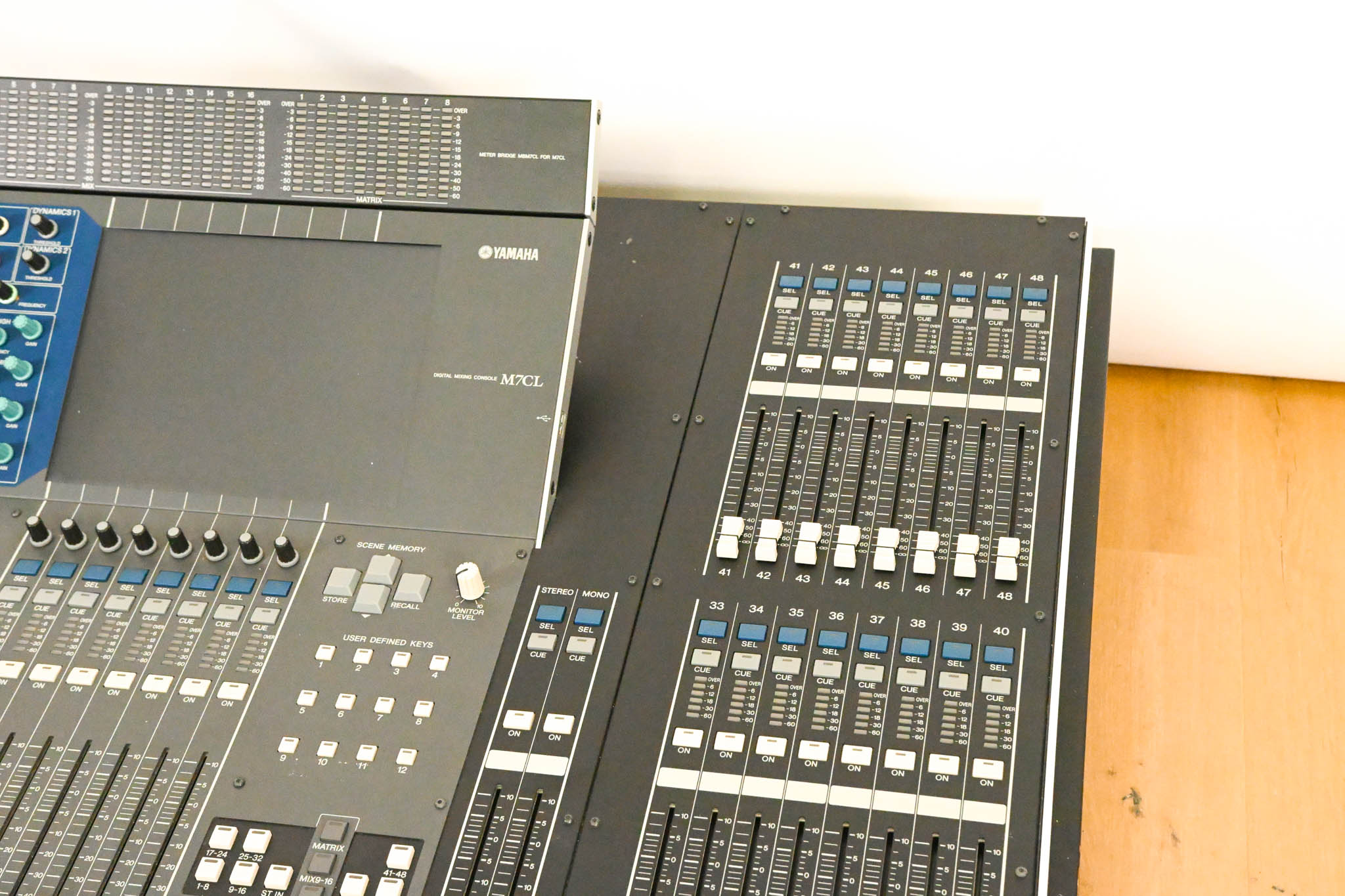 Yamaha M7CL-48 48-Channel Digital Audio Mixing Console