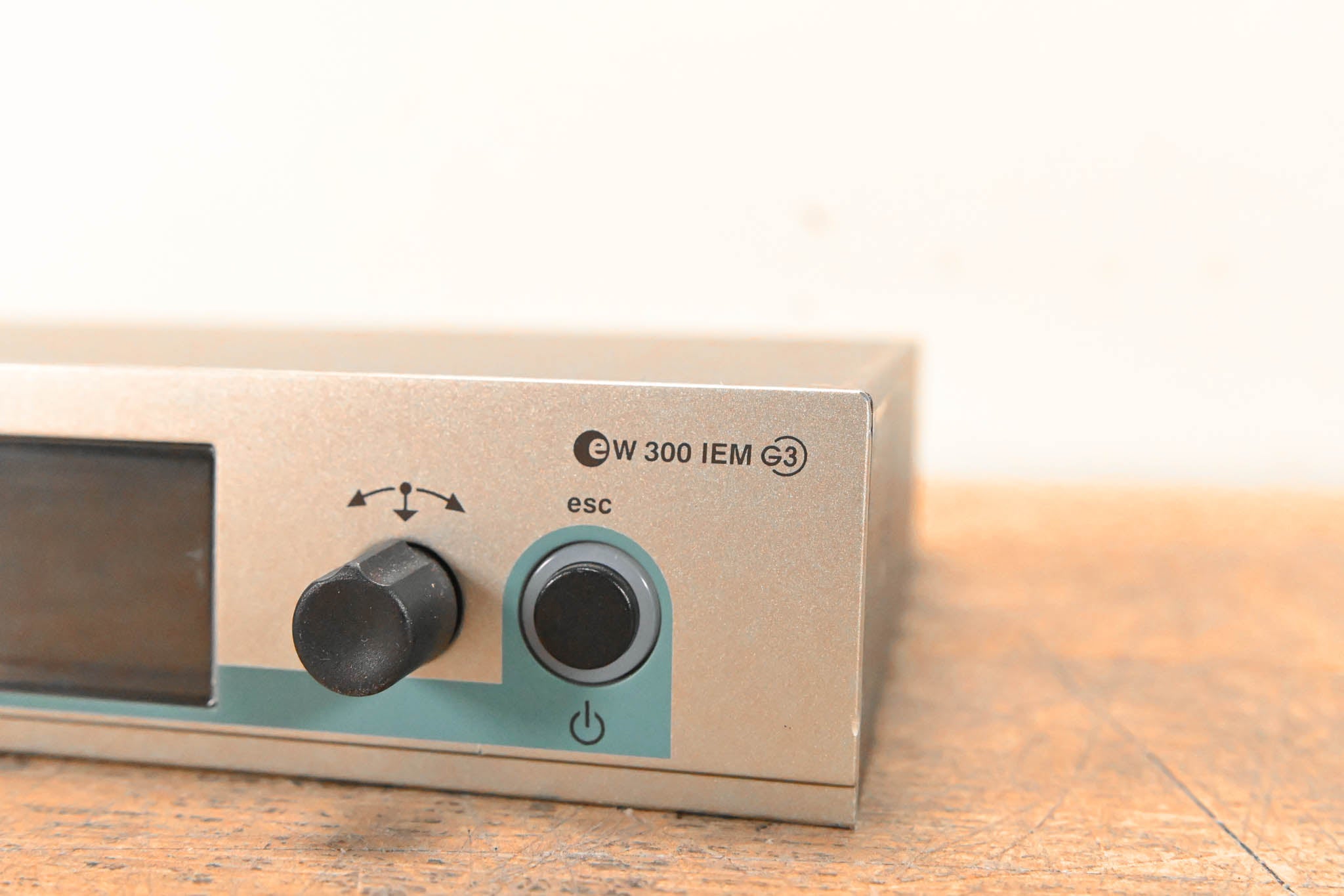 Sennheiser ew 300 IEM G3 Wireless In-Ear Monitoring System - 626-668 MHz