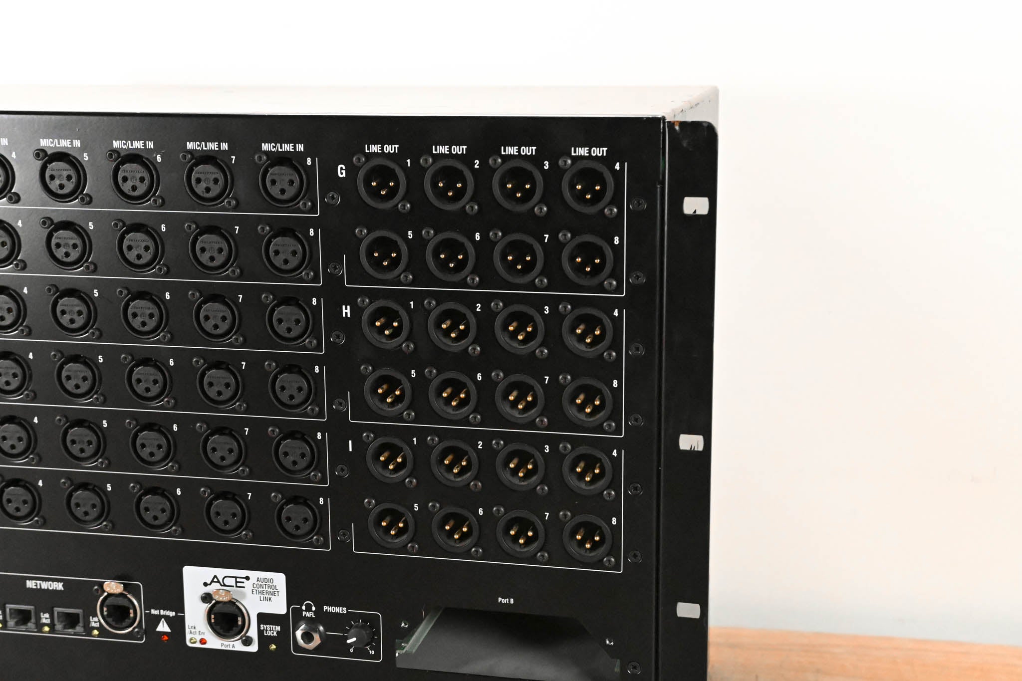 Allen & Heath iDR-48 48-In, 24-Out Audio Stage Box