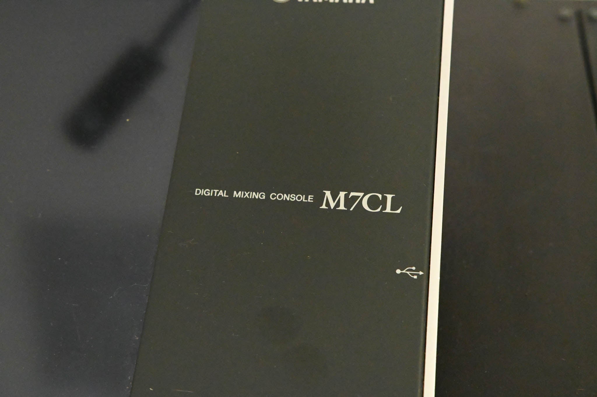 Yamaha M7CL-48 48-Channel Digital Audio Mixing Console with Road Case