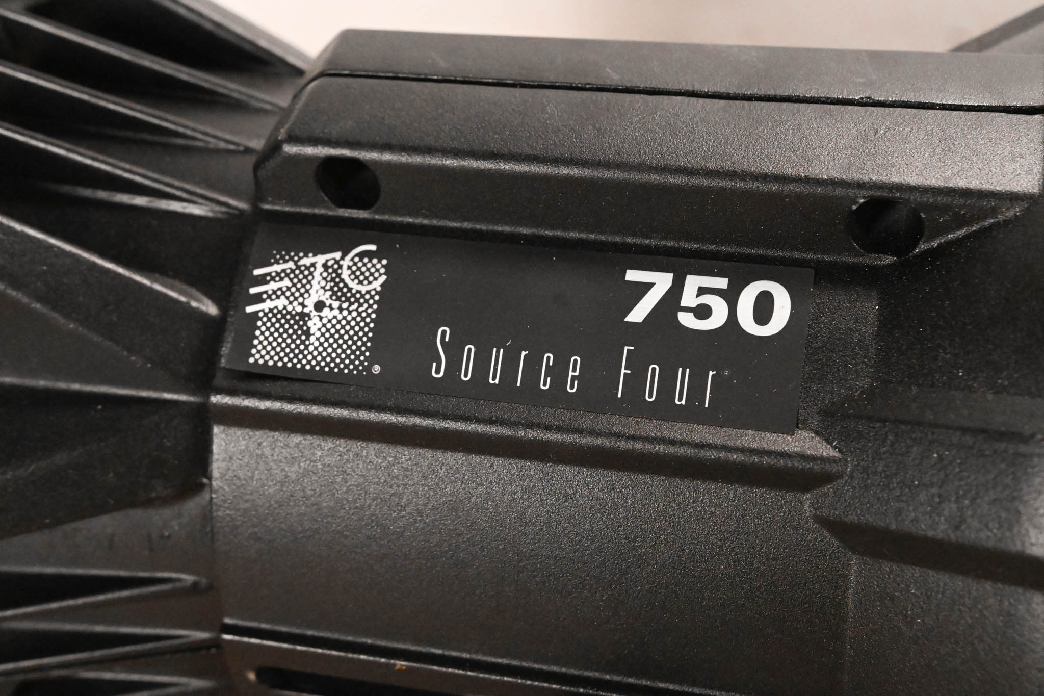 ETC Source Four 750 26 Degree Leko w/OceanOptics SeaChanger Color Engine