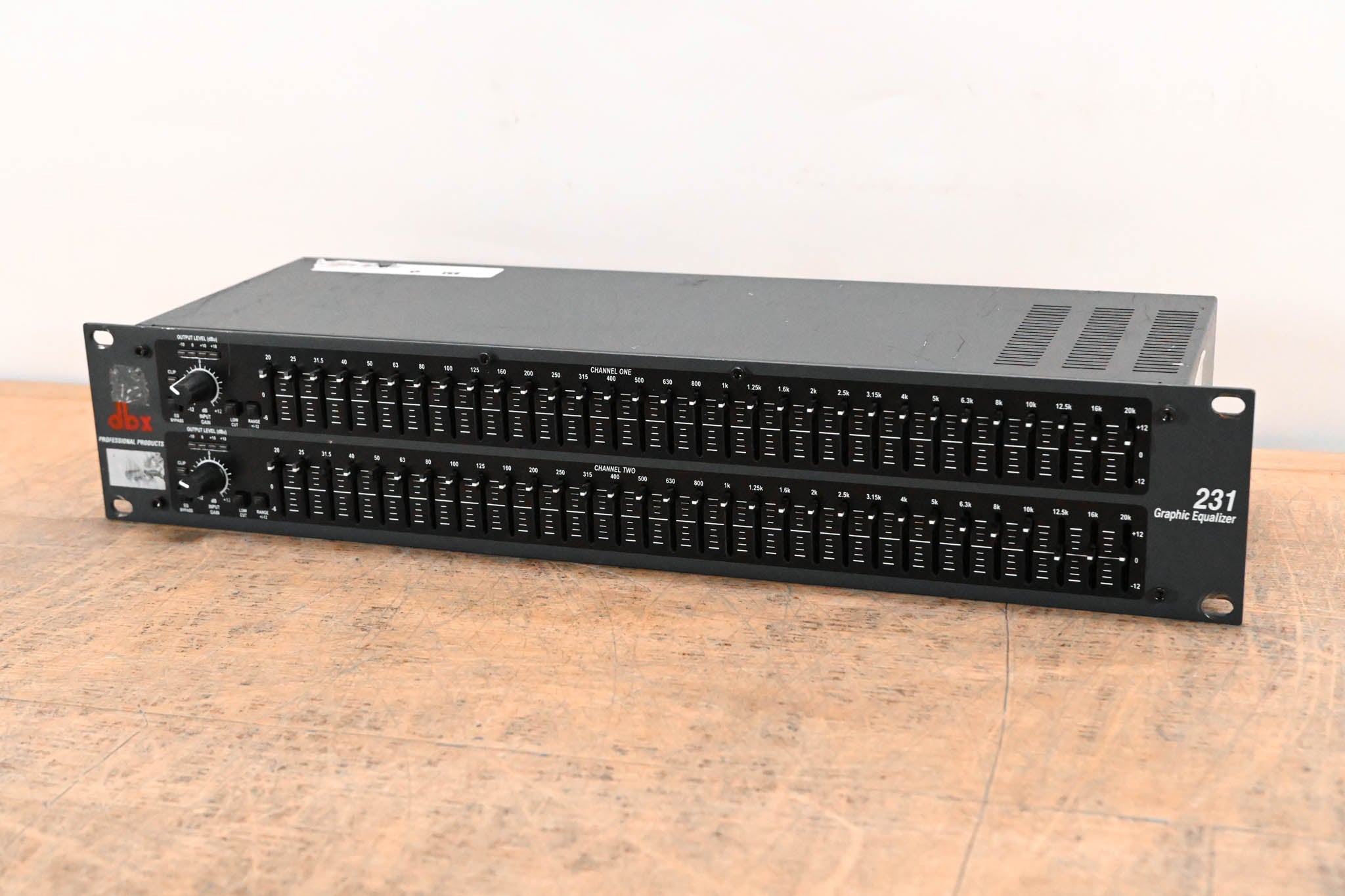 dbx 231 Dual-Channel 31-Band Graphic Equalizer