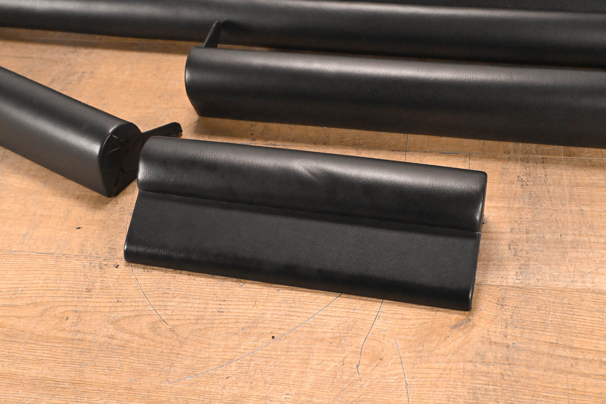 Solid State Logic C300 HD Cushioned Front Panel Armrest Set (5 Pieces)