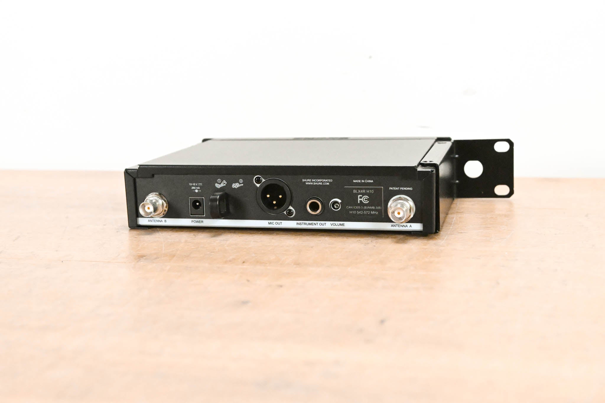 Shure BLX24R/B58 Handheld Wireless System - H10 Band (NO POWER SUPPLY)