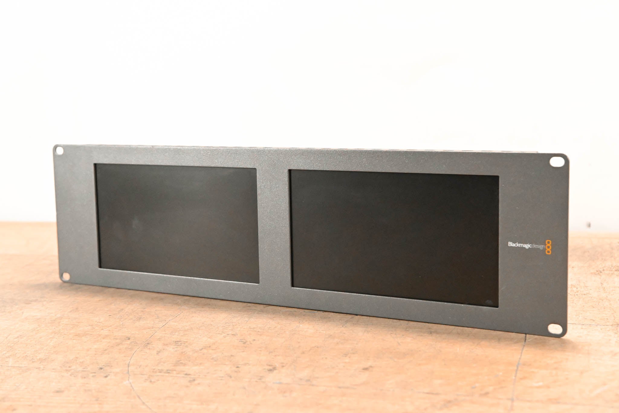 Blackmagic Design Smartview Duo Dual 8" LCD Monitors (NO POWER SUPPLY)