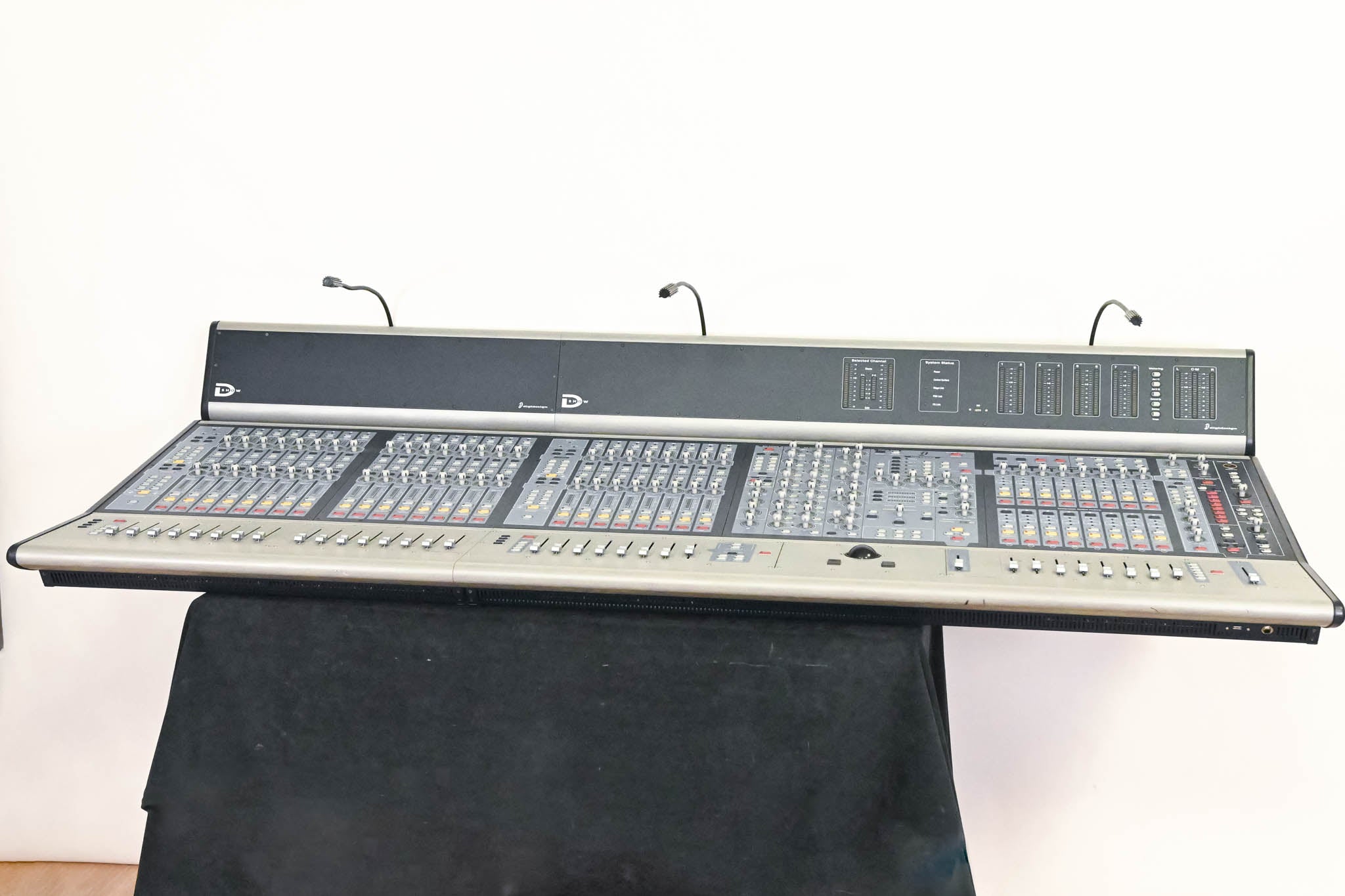 Digidesign VENUE D-Show Console Surface with Sidecar