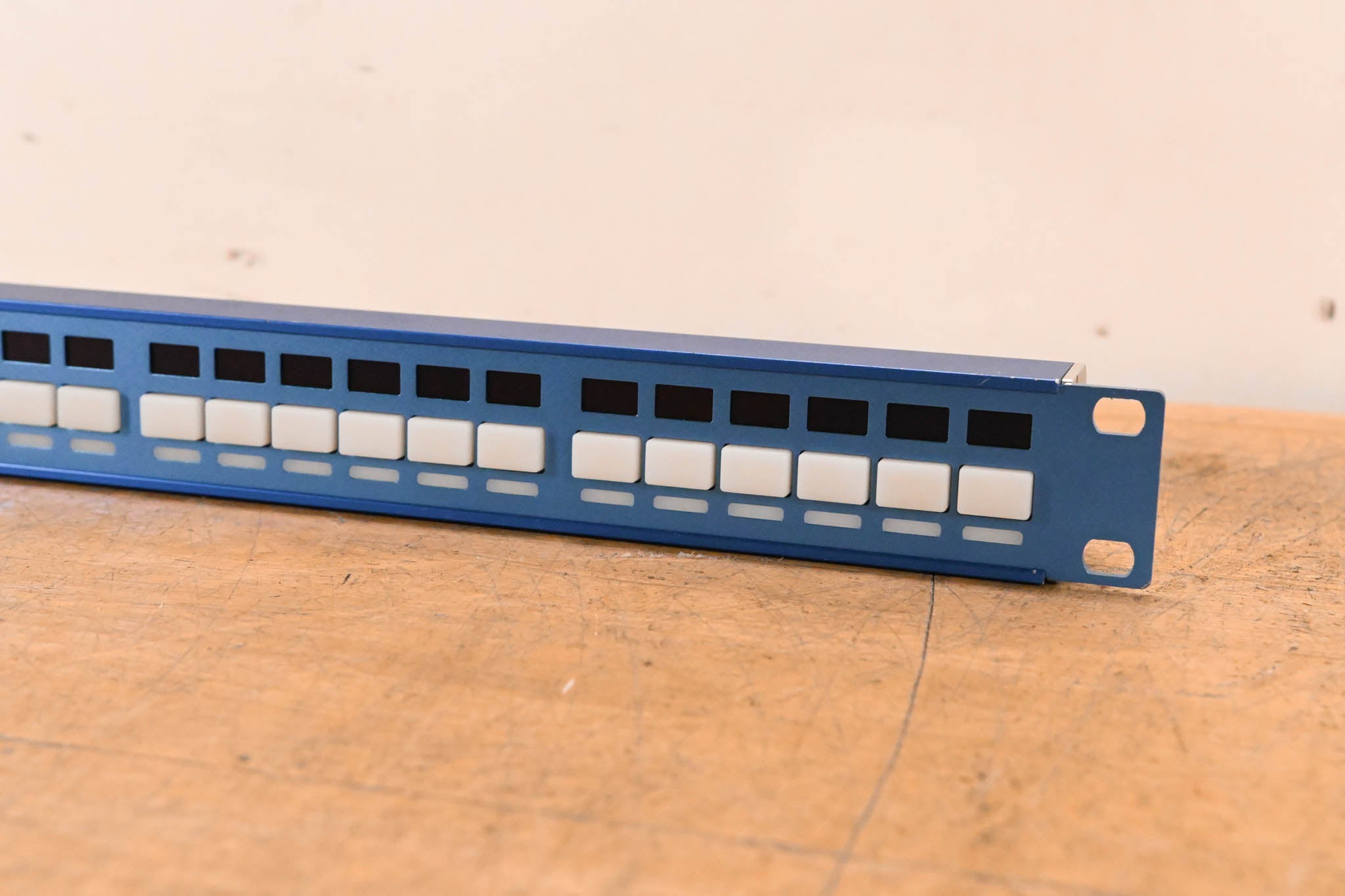 SKAARHOJ Rack Fly Uno Universal Control Panel