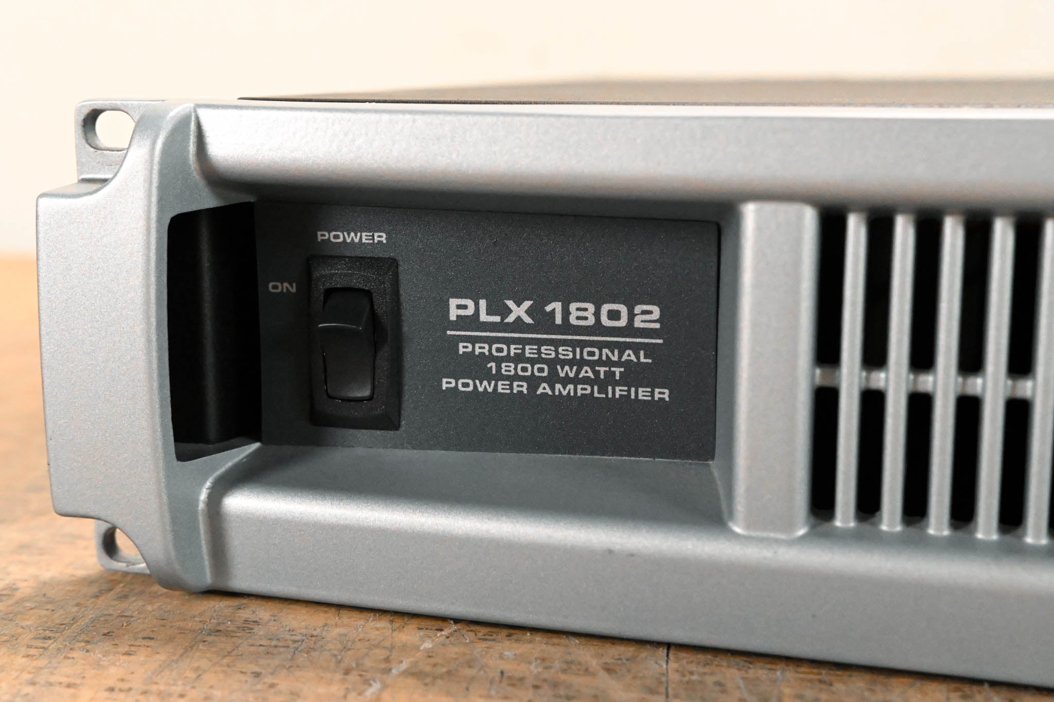 QSC PLX1802 2-Channel Power Amplifier