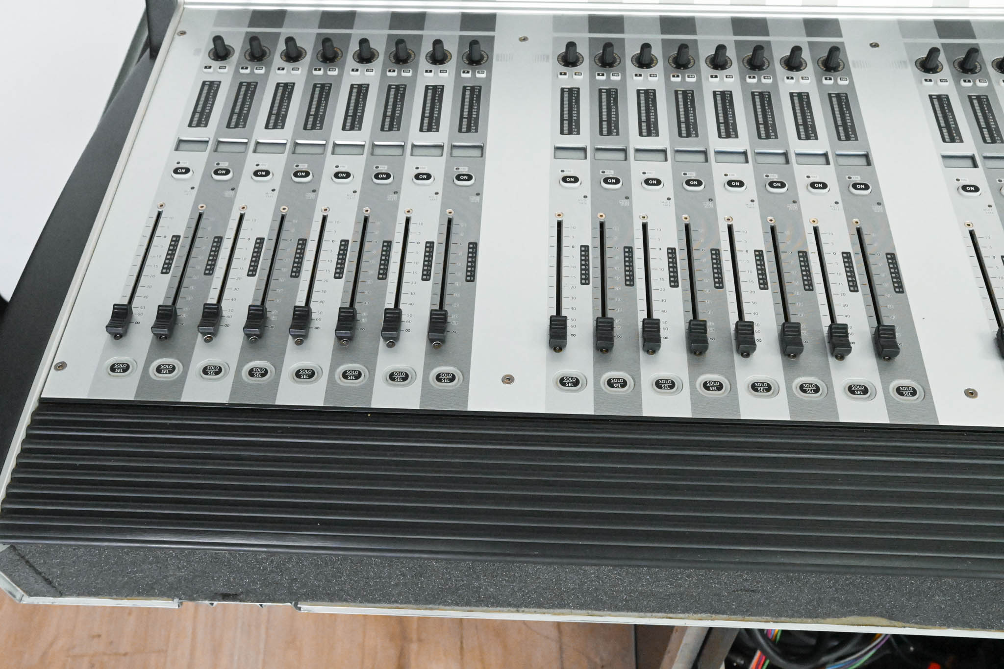 Soundcraft Vi6 Console with Local Rack, Stage Box, and Breakout Box