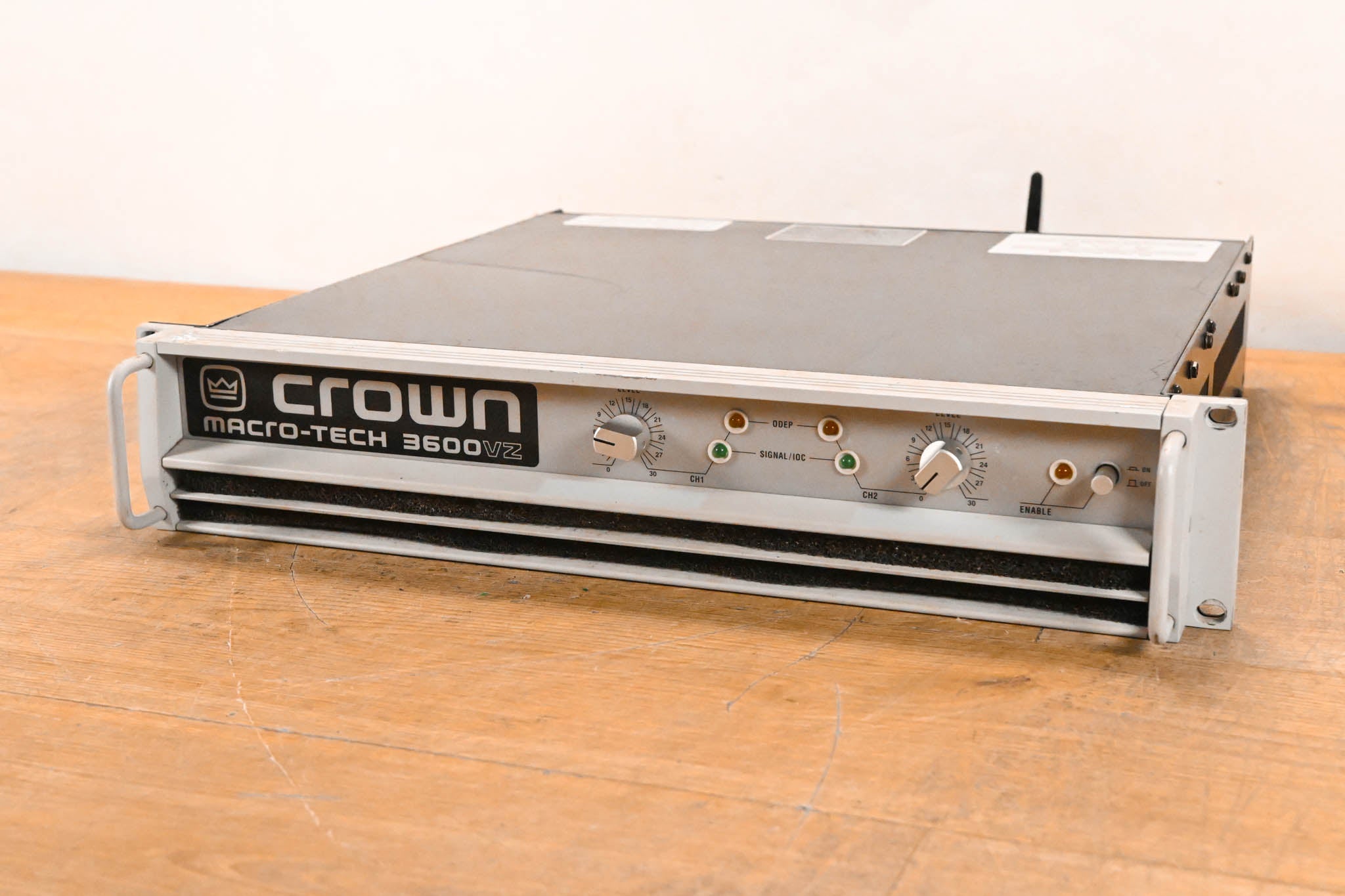 Crown Macro-Tech 3600VZ 2-Channel Power Amplifier