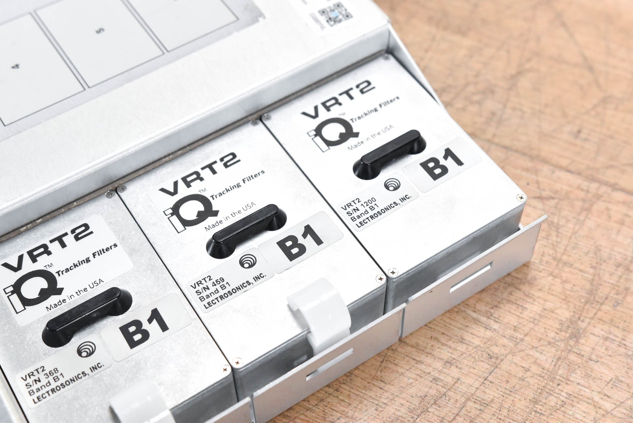 Lectrosonics Venue2 VRM2WBL Receiver with six B1 Modules NO POWER SUPPLY
