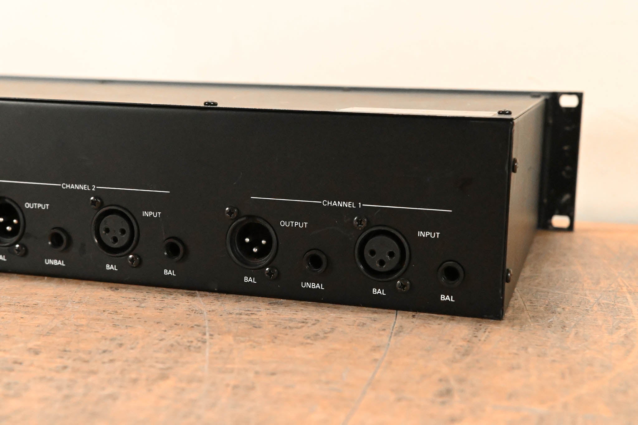 Electro-Voice (EV) EQ-231 Stereo One-Third Octave Graphic Equalizer