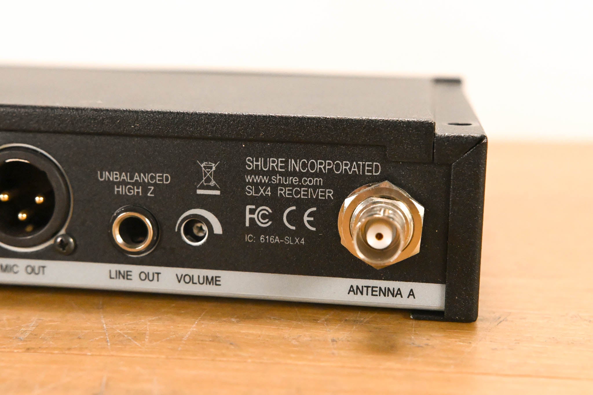 Shure SLX14 Bodypack Wireless System - J3 Band (NO POWER SUPPLY)