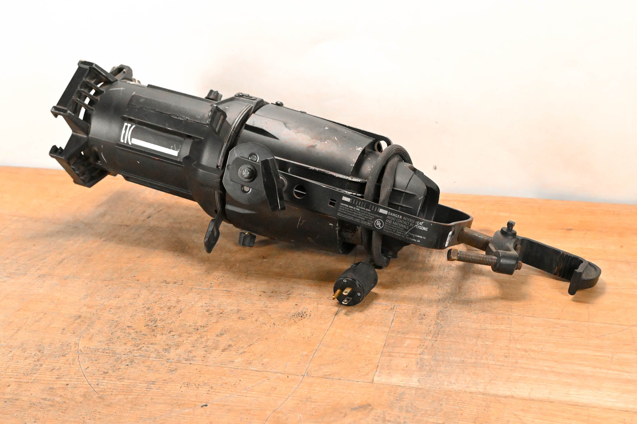 ETC Source Four 575 19 Degree Ellipsoidal Light