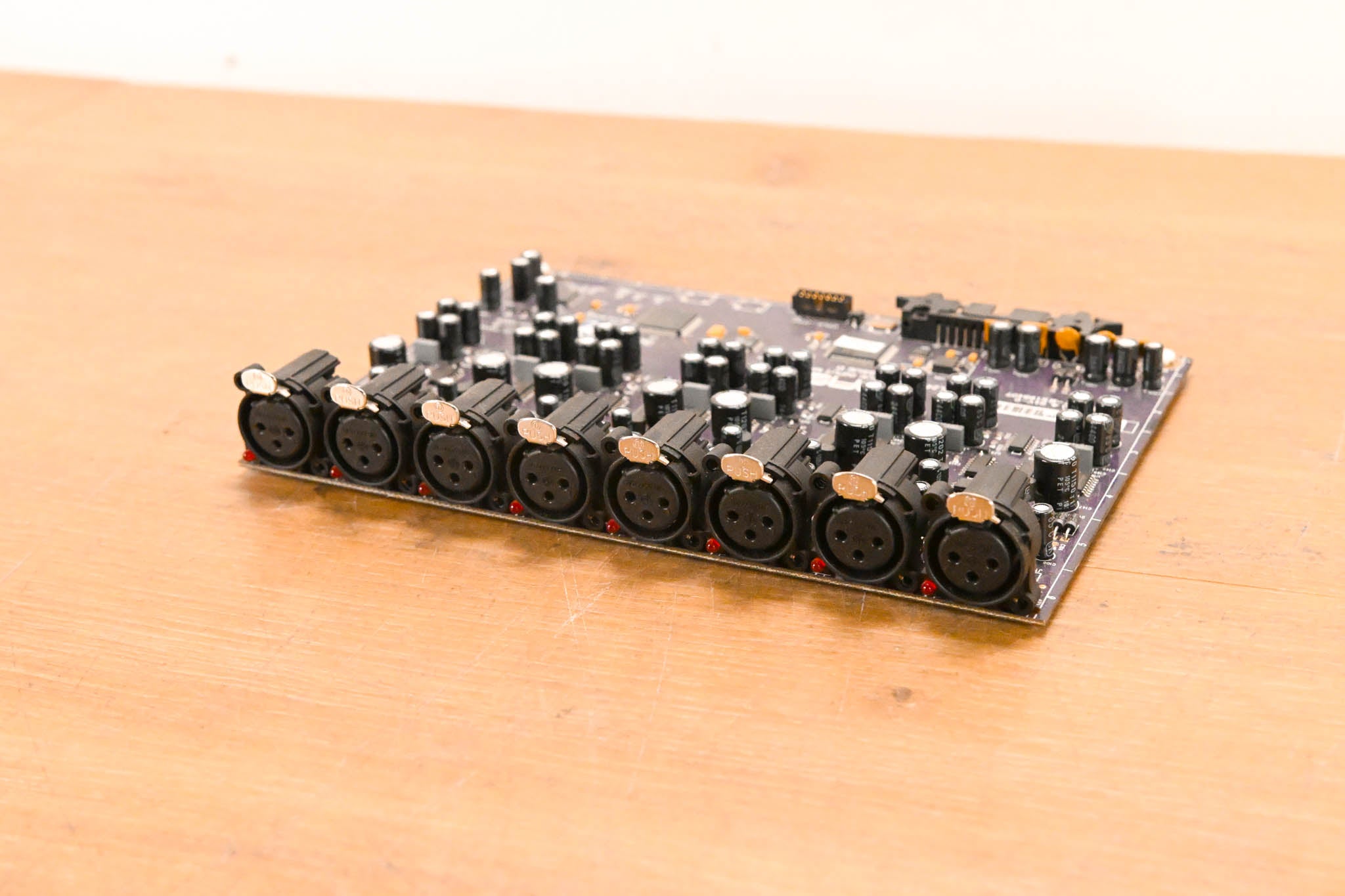 Midas DL241 Analogue Input Module 8-Channel XLR Card - Issue D