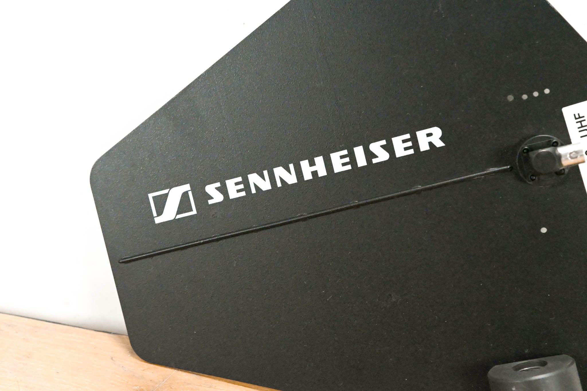 Sennheiser A 2003-UHF Passive Directional Antenna