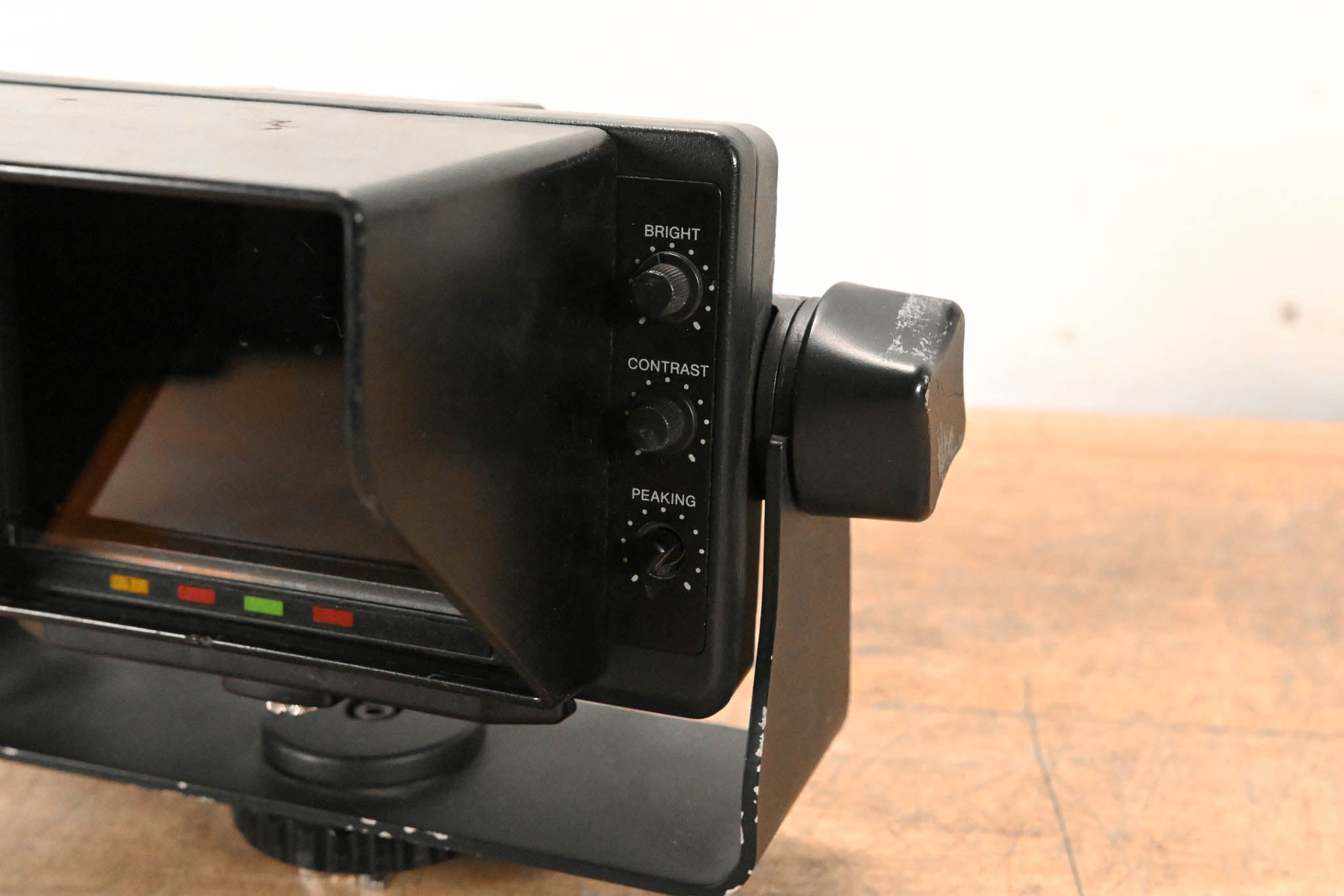 Sony DXF-C50WA 5-inch LCD Color Viewfinder for HXC-D70 SD/HD Camera