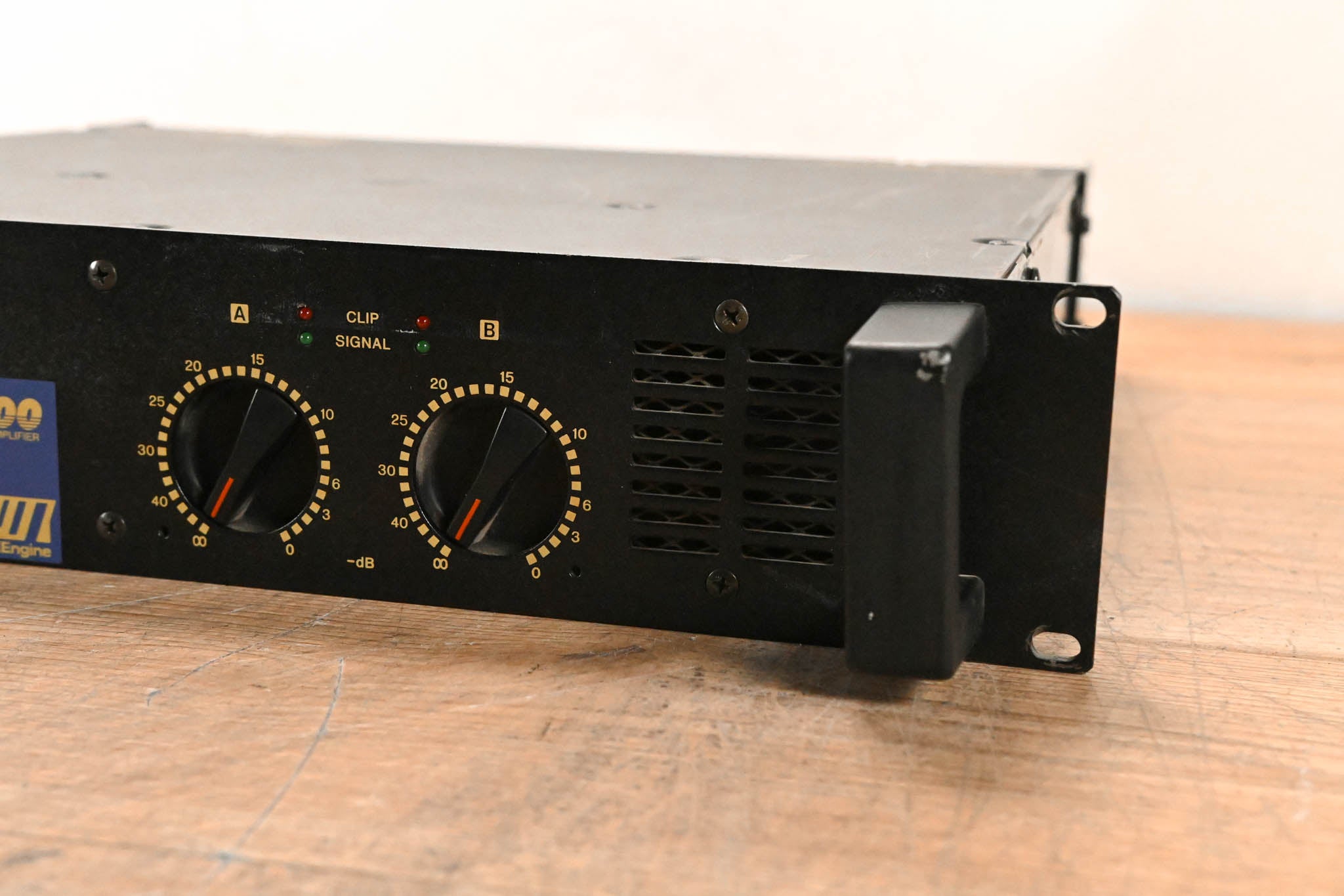Yamaha P4500 2-Channel Power Amplifier