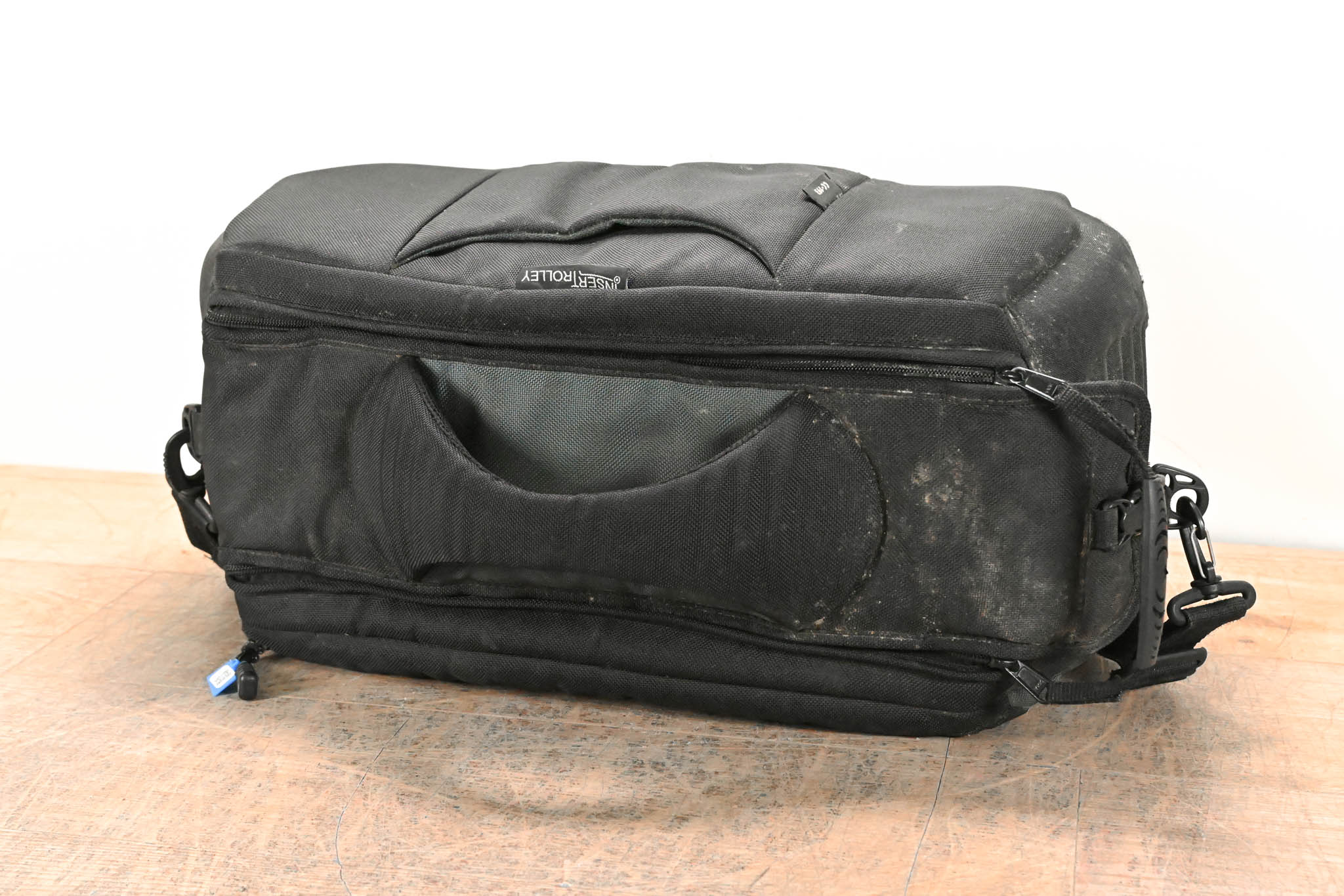 Kata CC-193 Shoulder Case for Camcorders