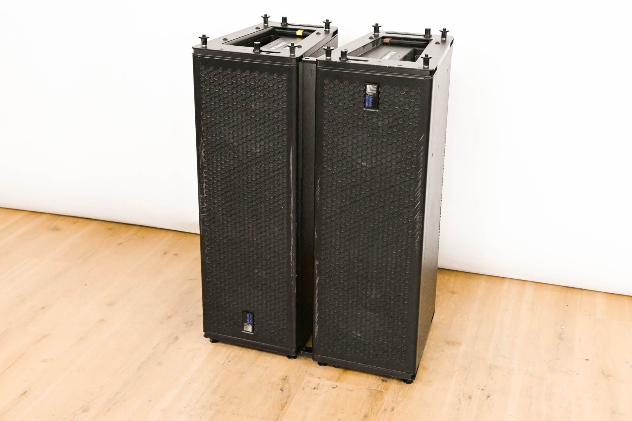 Meyer Sound M'elodie High-Power Curvilinear Array Loudspeaker (PAIR)
