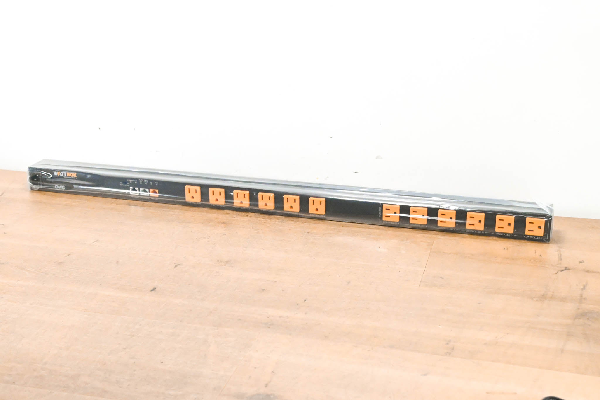 WattBox WB-800VPS-IPVM-12 Vertical IP Power Conditioner (12 Outlets)