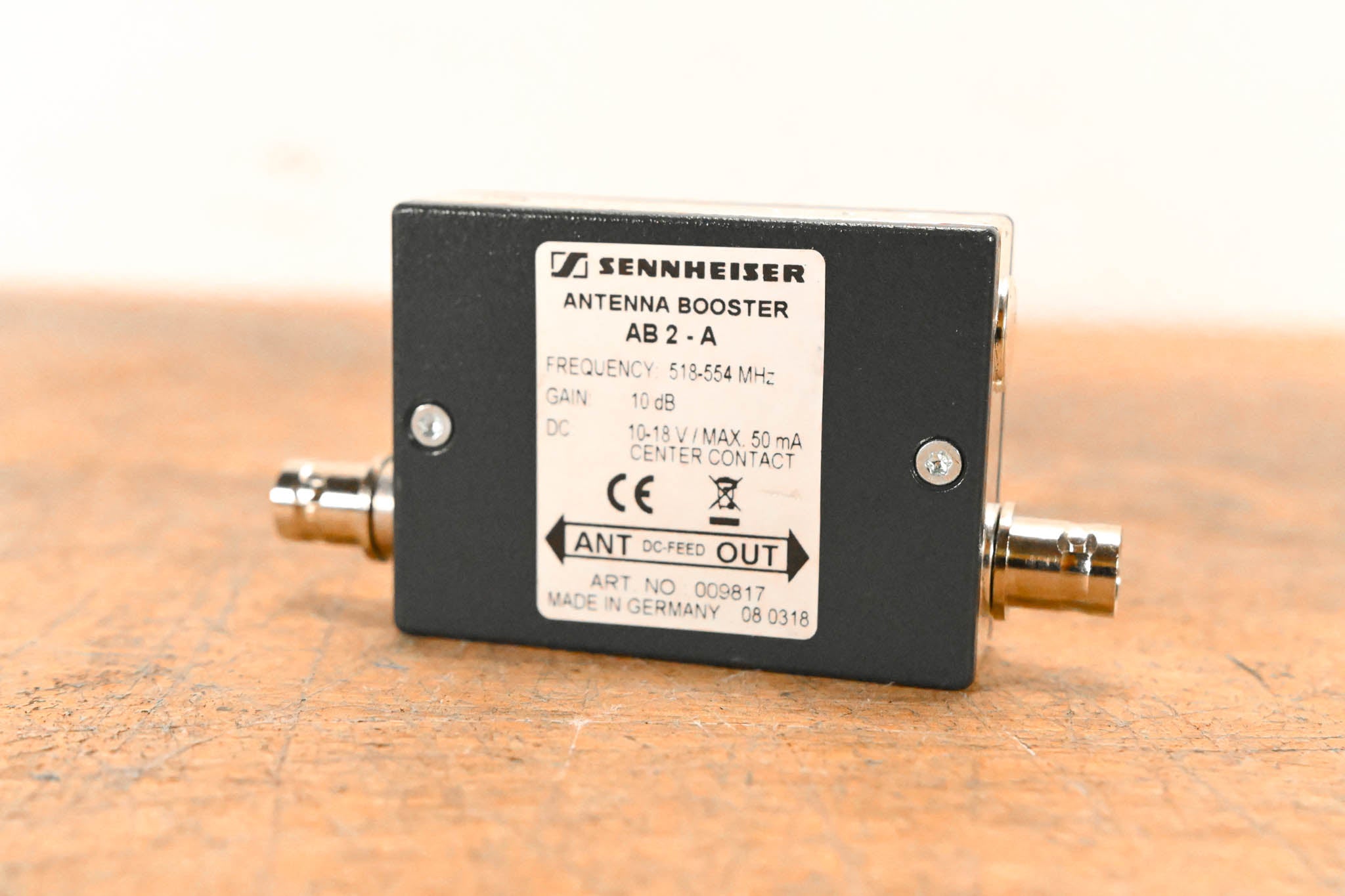 Sennheiser AB2-A Antenna Booster - A Range: 518-554 MHz