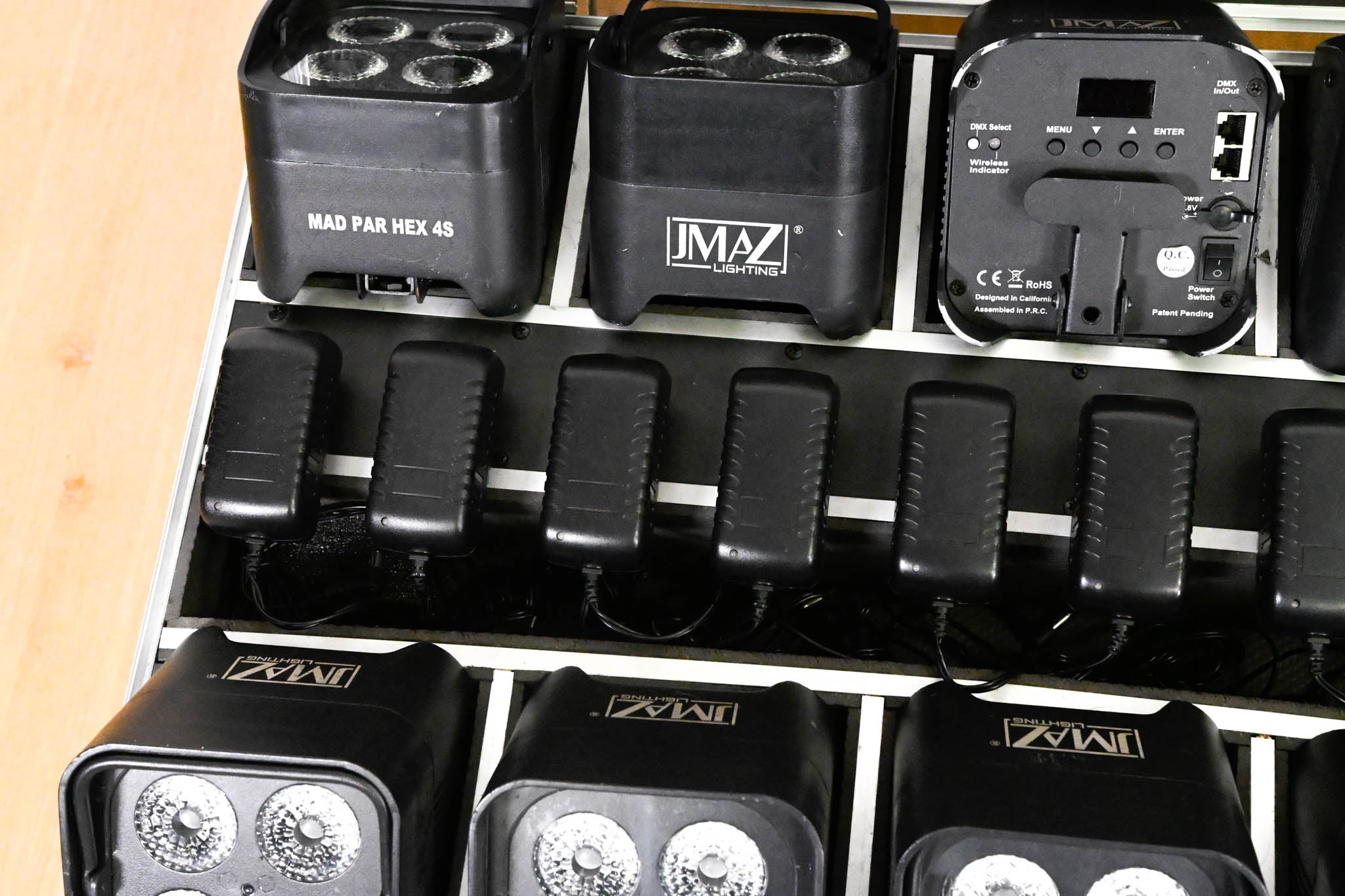 JMAZ Lighting MAD PAR HEX 4S Battery LED Uplight Kit w/ Charging Case