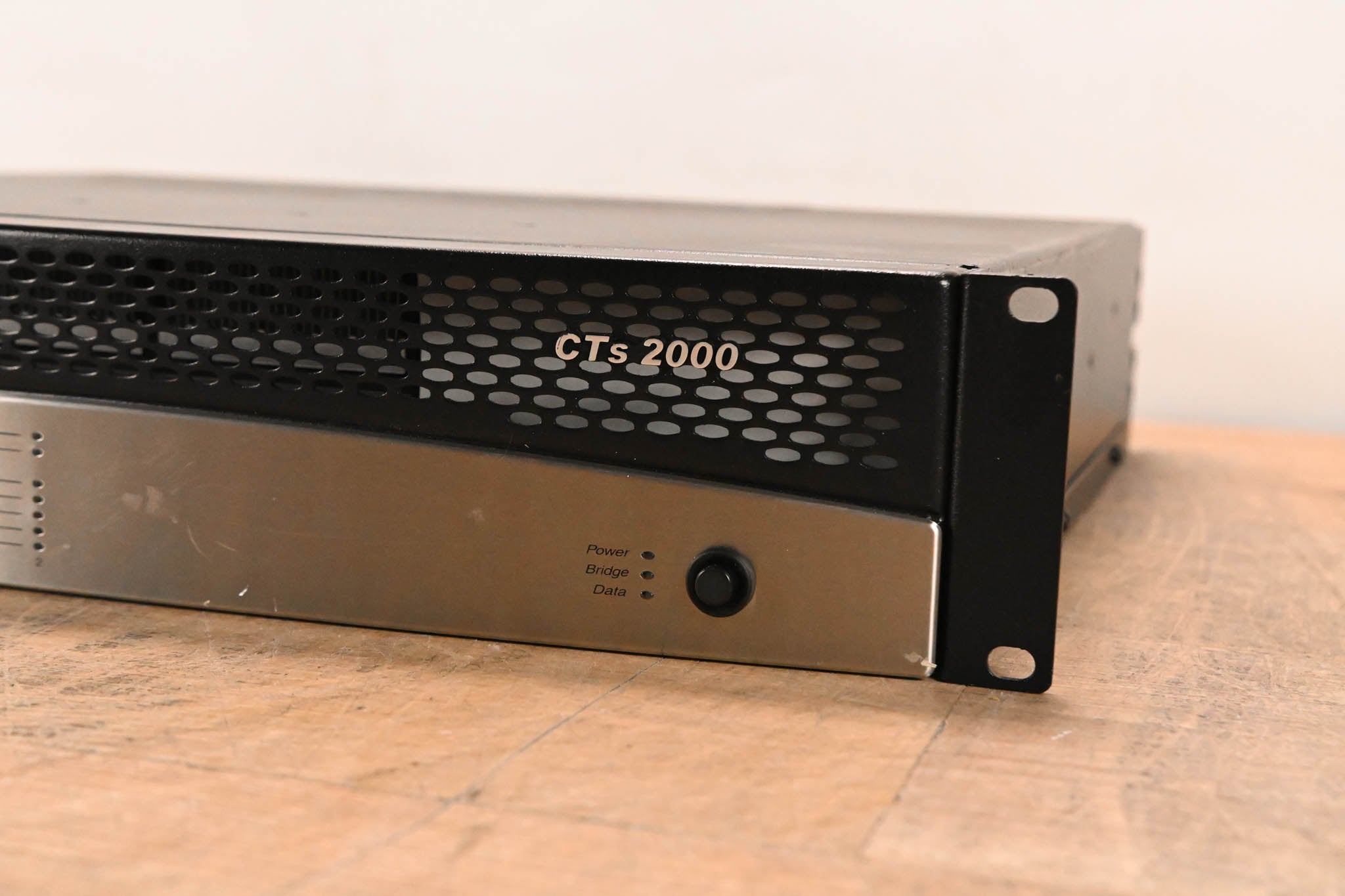Crown CTs 2000 2-Channel 1000W Power Amplifier