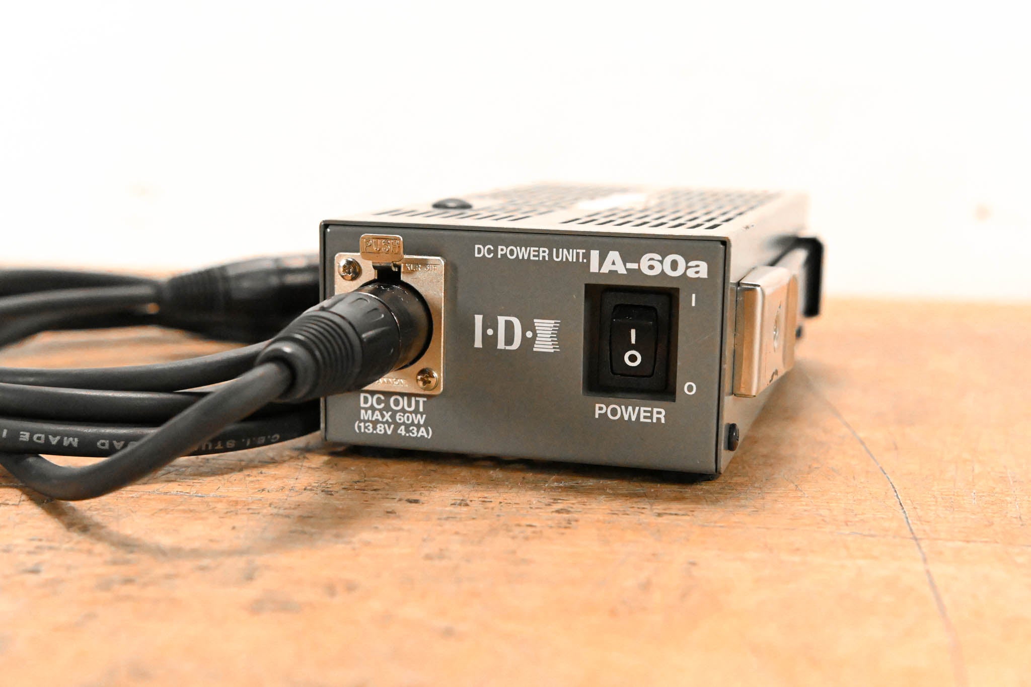 IDX System Technology IA-60a Single-Channel DC Power Supply