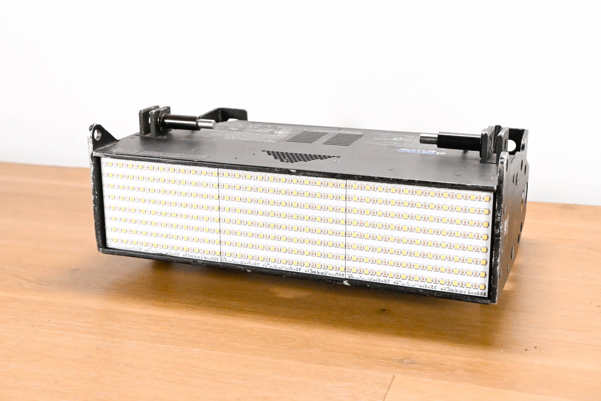 Philips Showline SL Nitro 510C RGBW LED Strobe Light