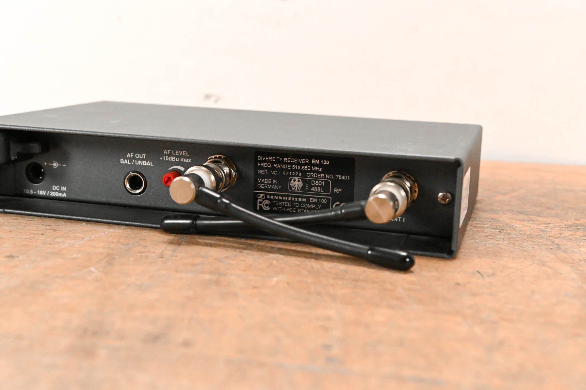 Sennheiser EM 100 Wireless Receiver - 518-550 MHz (NO POWER SUPPLY)