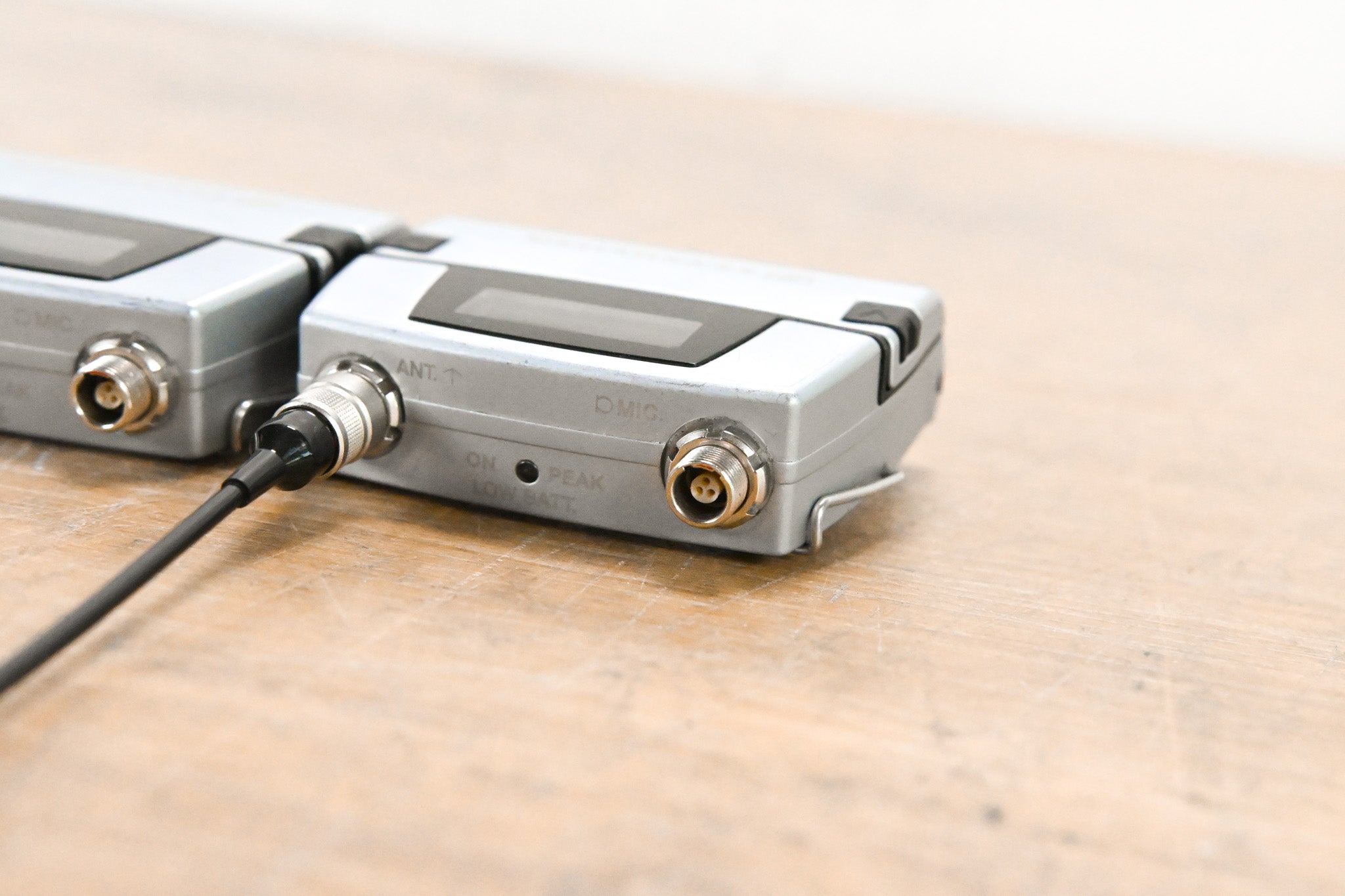 Sennheiser EM 3532-U Mikroport Receiver w/ SK5212-II Packs 548-584 MHz