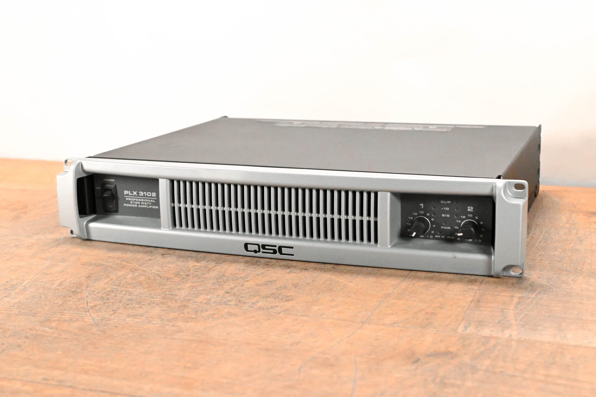 QSC PLX3102 2-Channel Power Amplifier