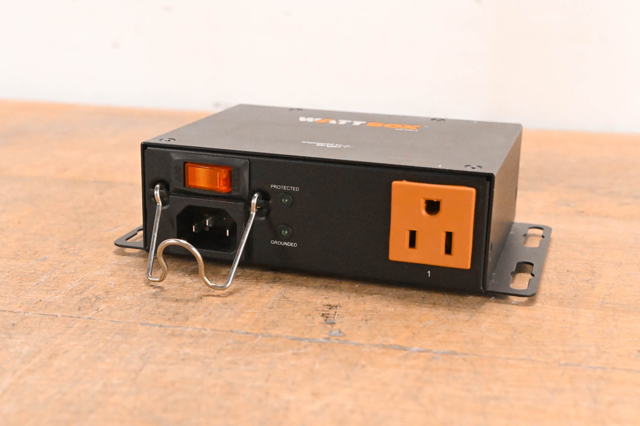 WattBox WB-200-2 Mounted Power Conditioner with 2 Outlets