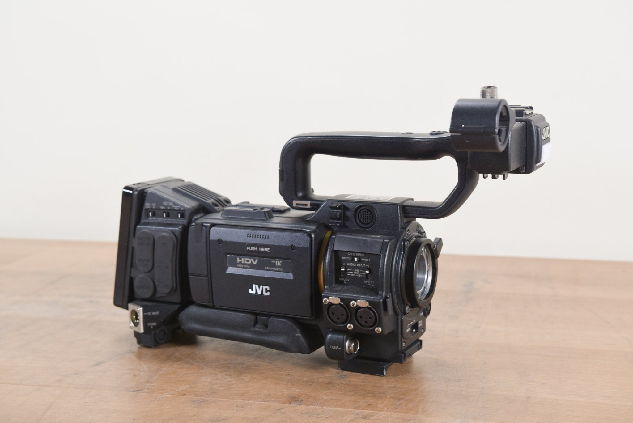 JVC GY-HD250CHU 1/3" 3-CCD Professional HDV Camcorder