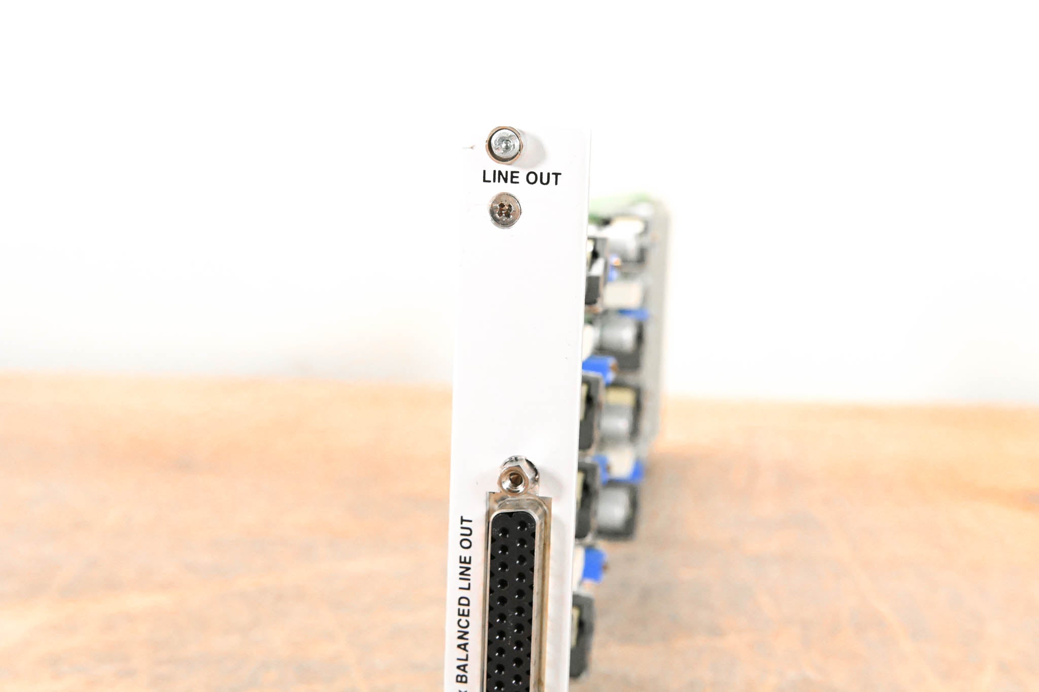 Studer 8-Channel Analog Line Out Card for D21m & D23m Modular I/O System