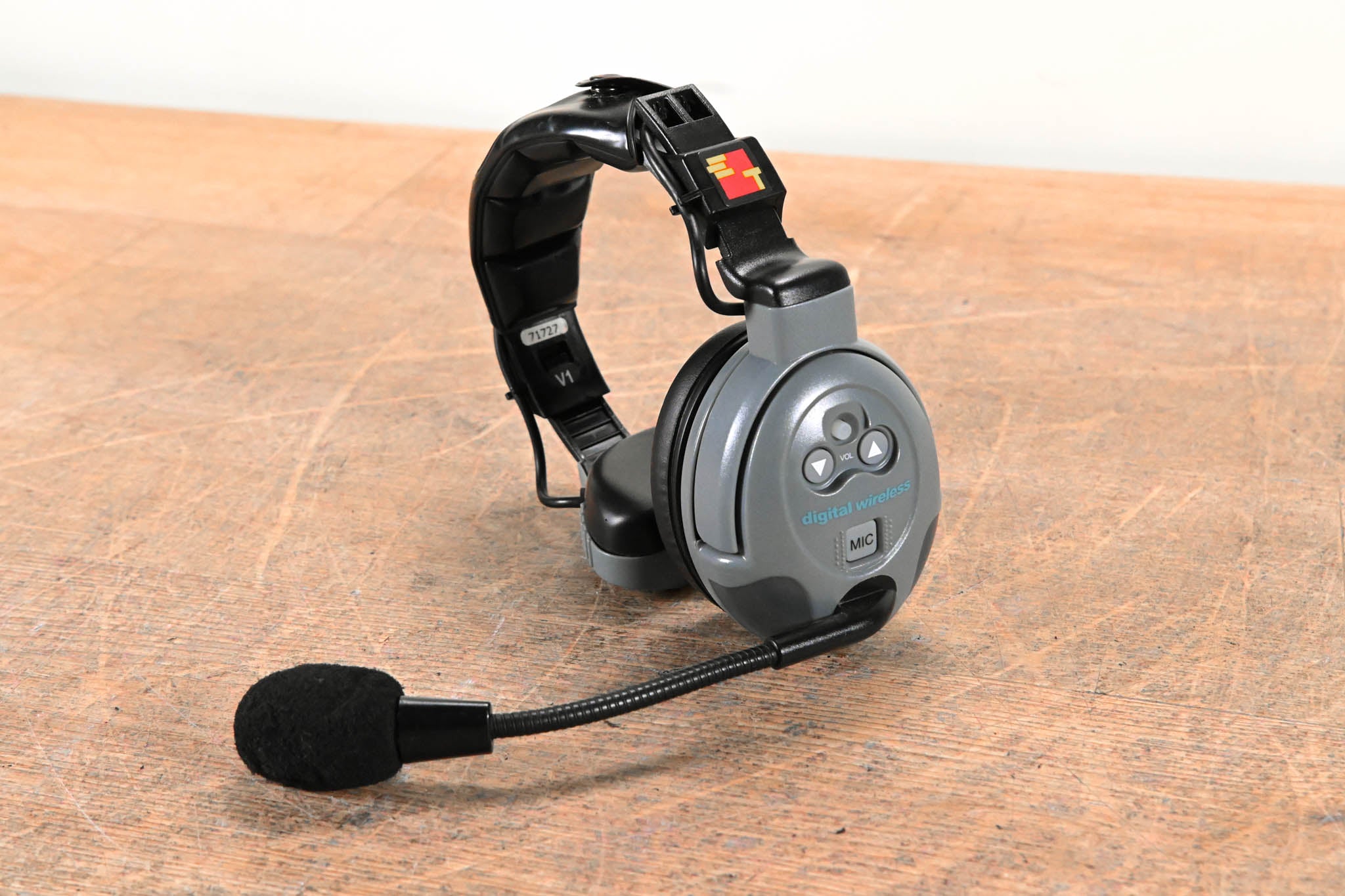 Eartec ComSTAR Single-Ear Full Duplex Wireless Headset