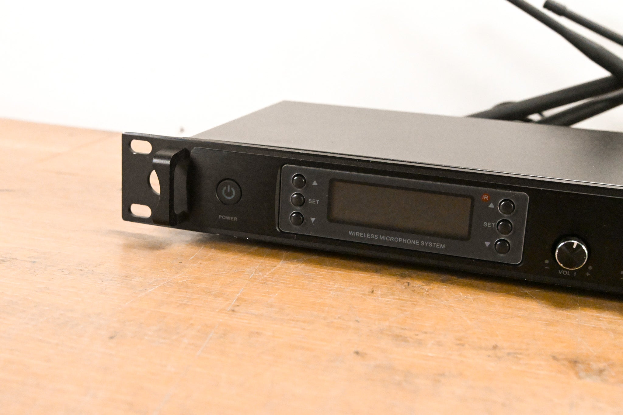 Phenyx Pro PTU-7000-4H Quad UHF Wireless Microphone System w/ Auto-Scan