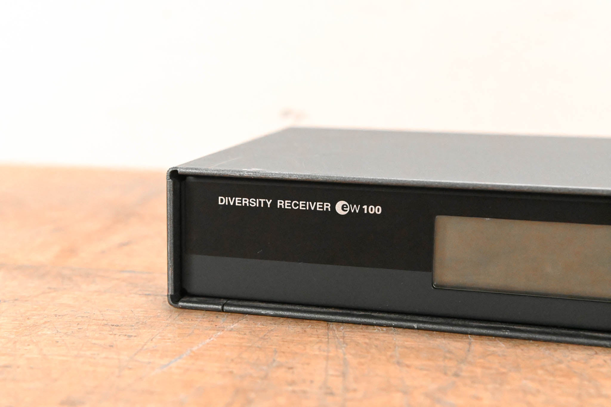 Sennheiser EM 100 Wireless Receiver - 518-550 MHz (NO POWER SUPPLY)