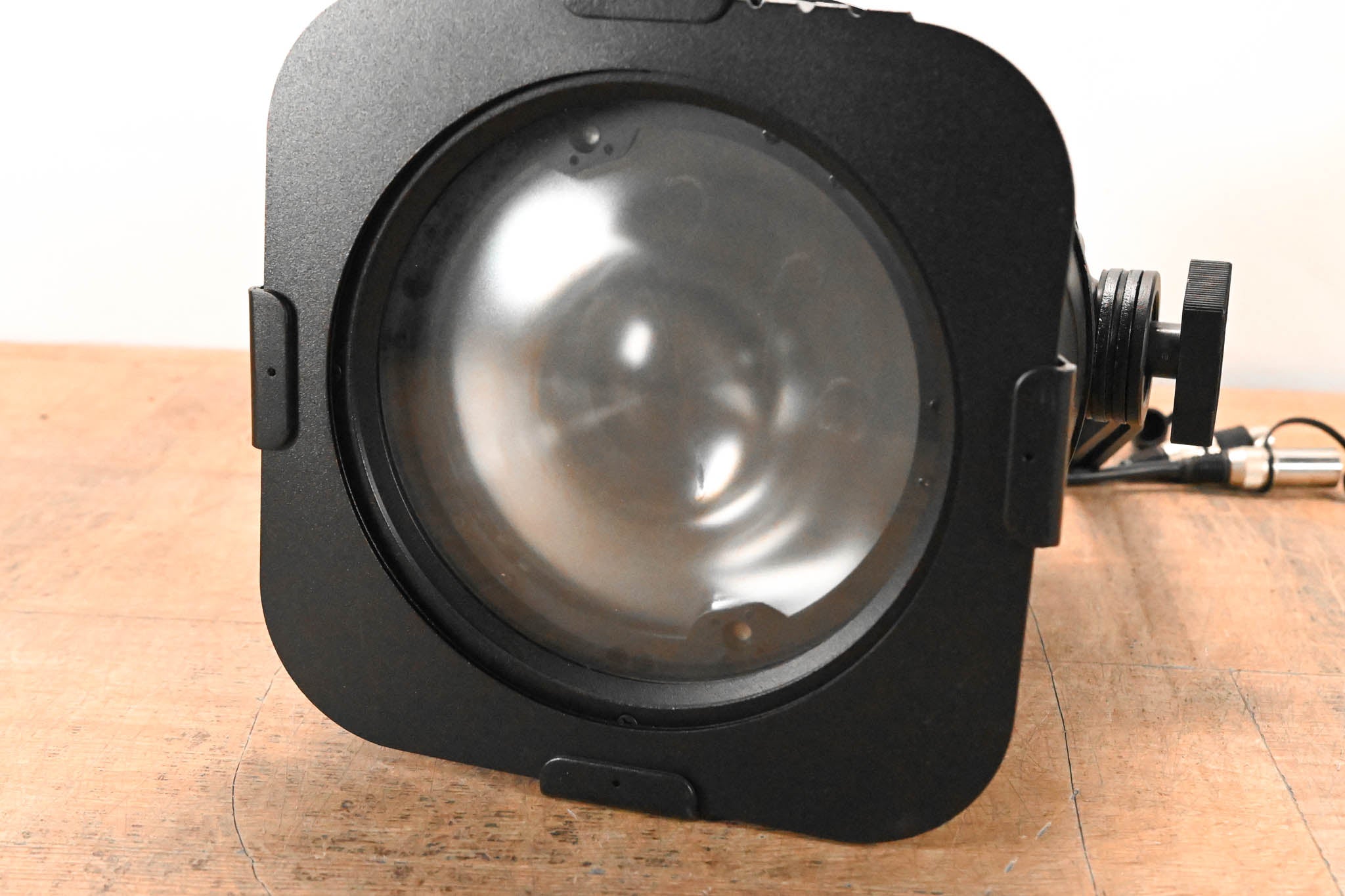 Elation Fuze Par Z120 IP 120W RGBW LED Par with Zoom (NO POWER SUPPLY)