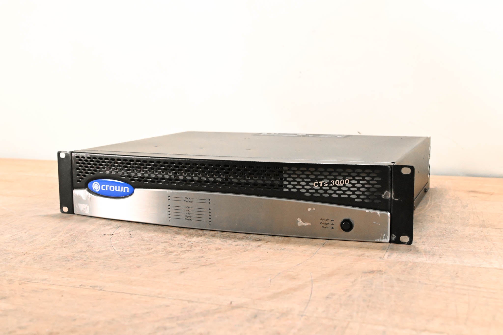 Crown CTs 3000 Two-Channel 1500W Power Amplifier